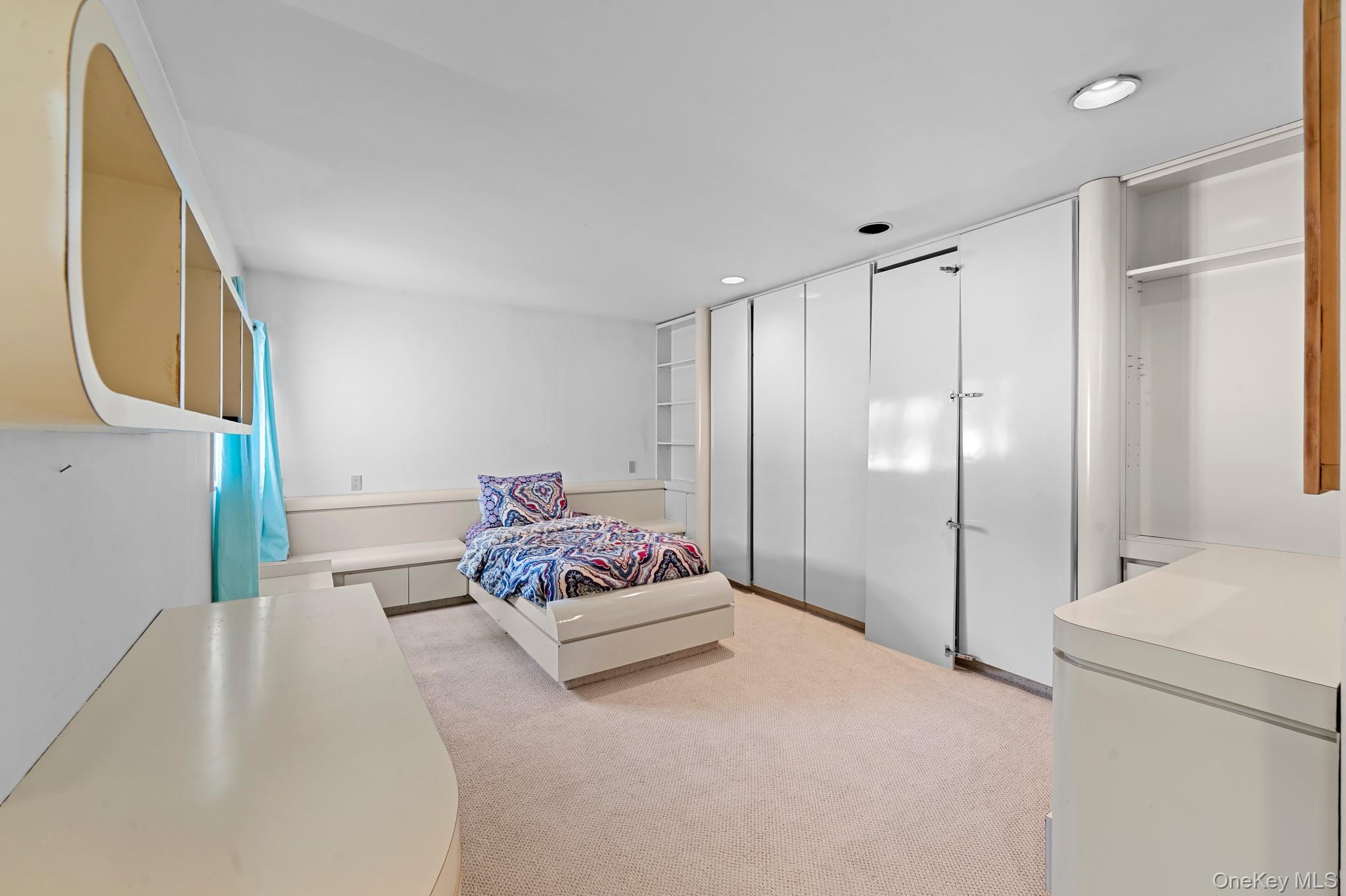 171 S Kensington Avenue Property Photo 33