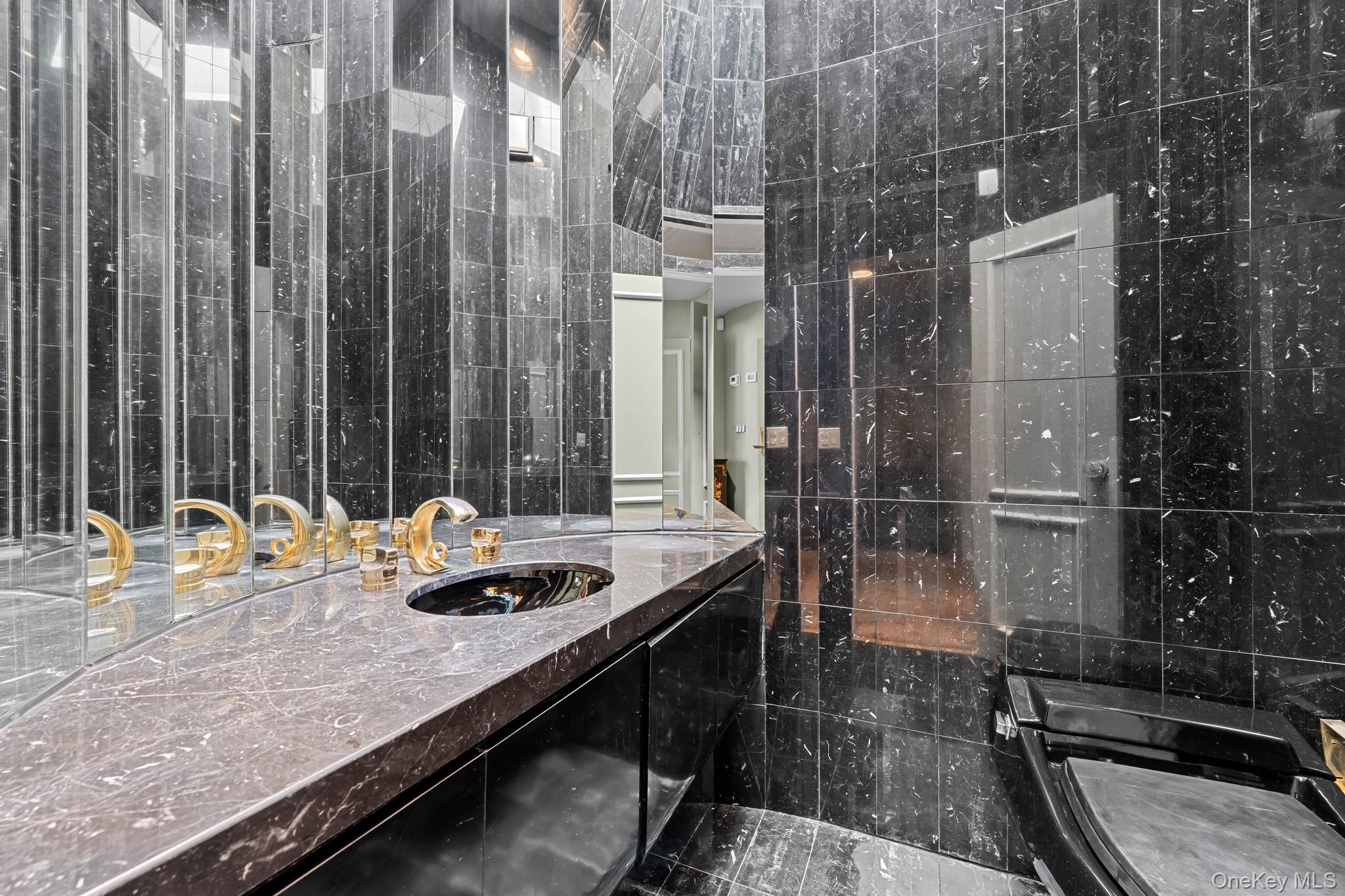 171 S Kensington Avenue Property Photo 37