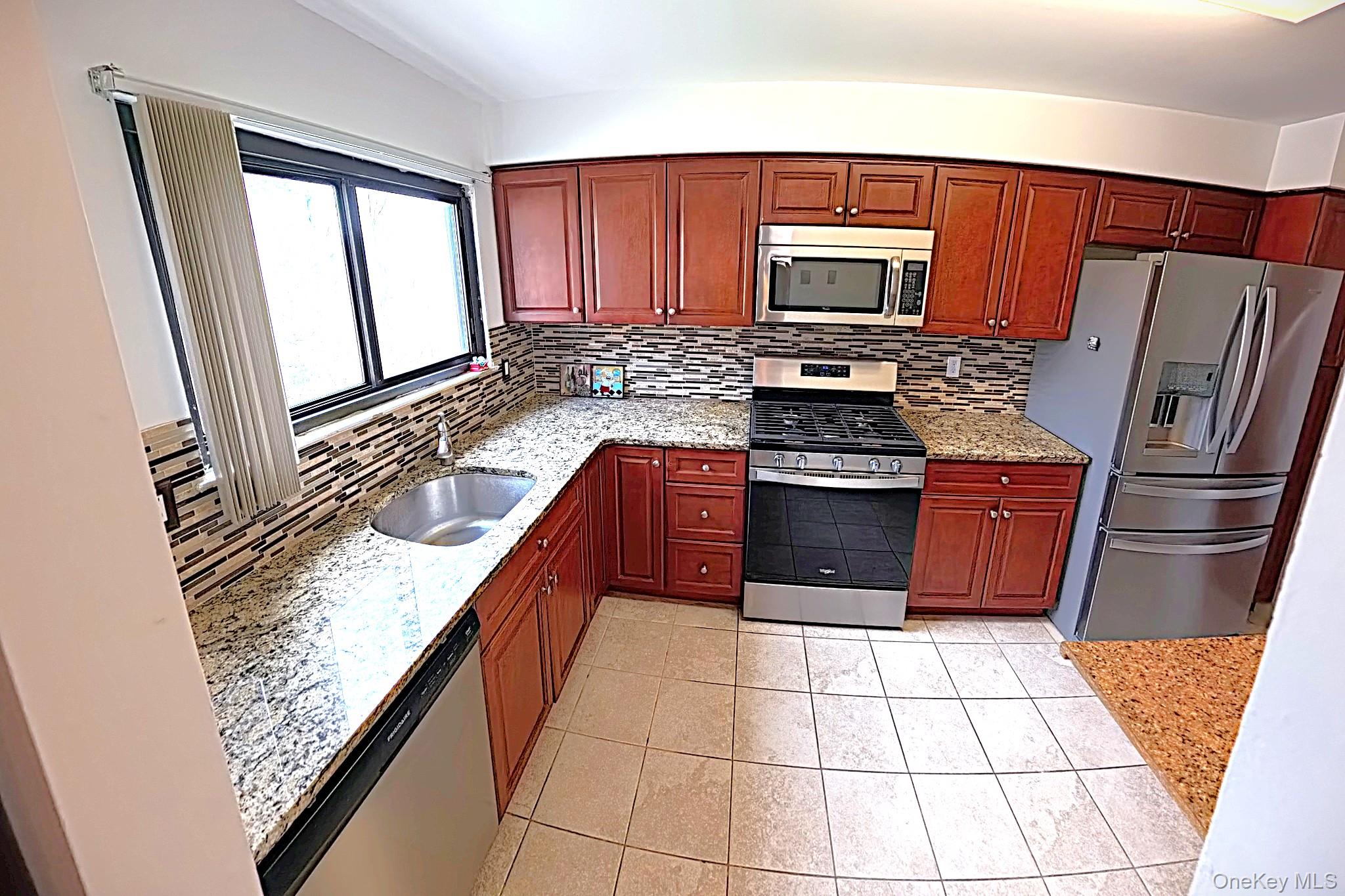 9 E Lawrence Park Drive 1 Property Photo 9
