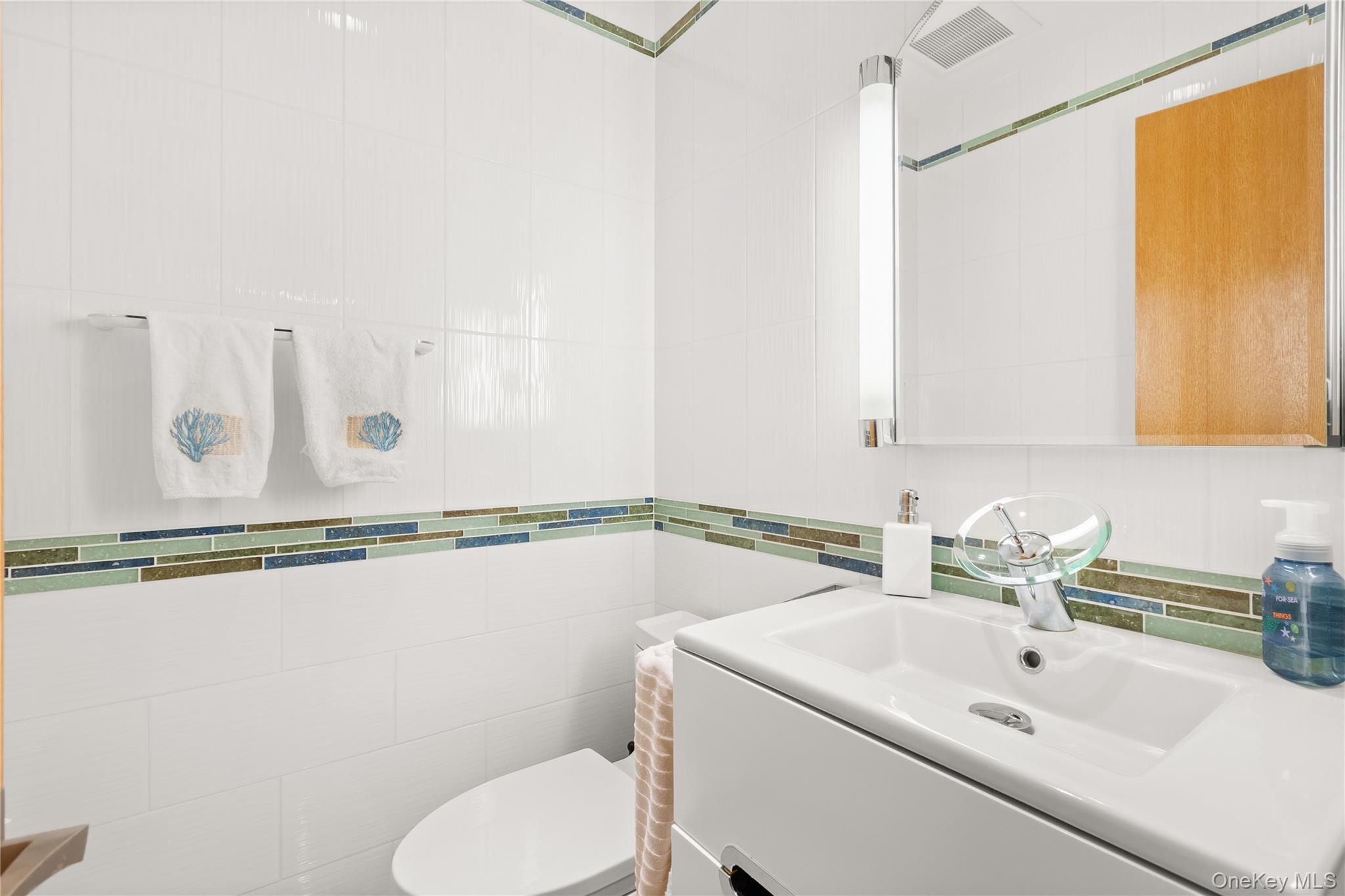 158 Harbor Property Photo 10