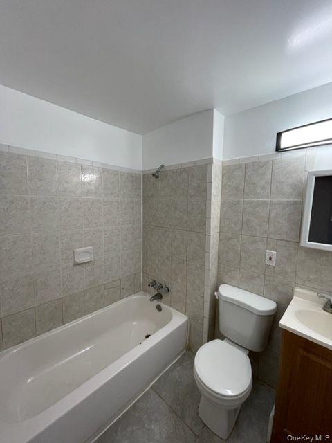 1 Catherine Street Property Photo 3