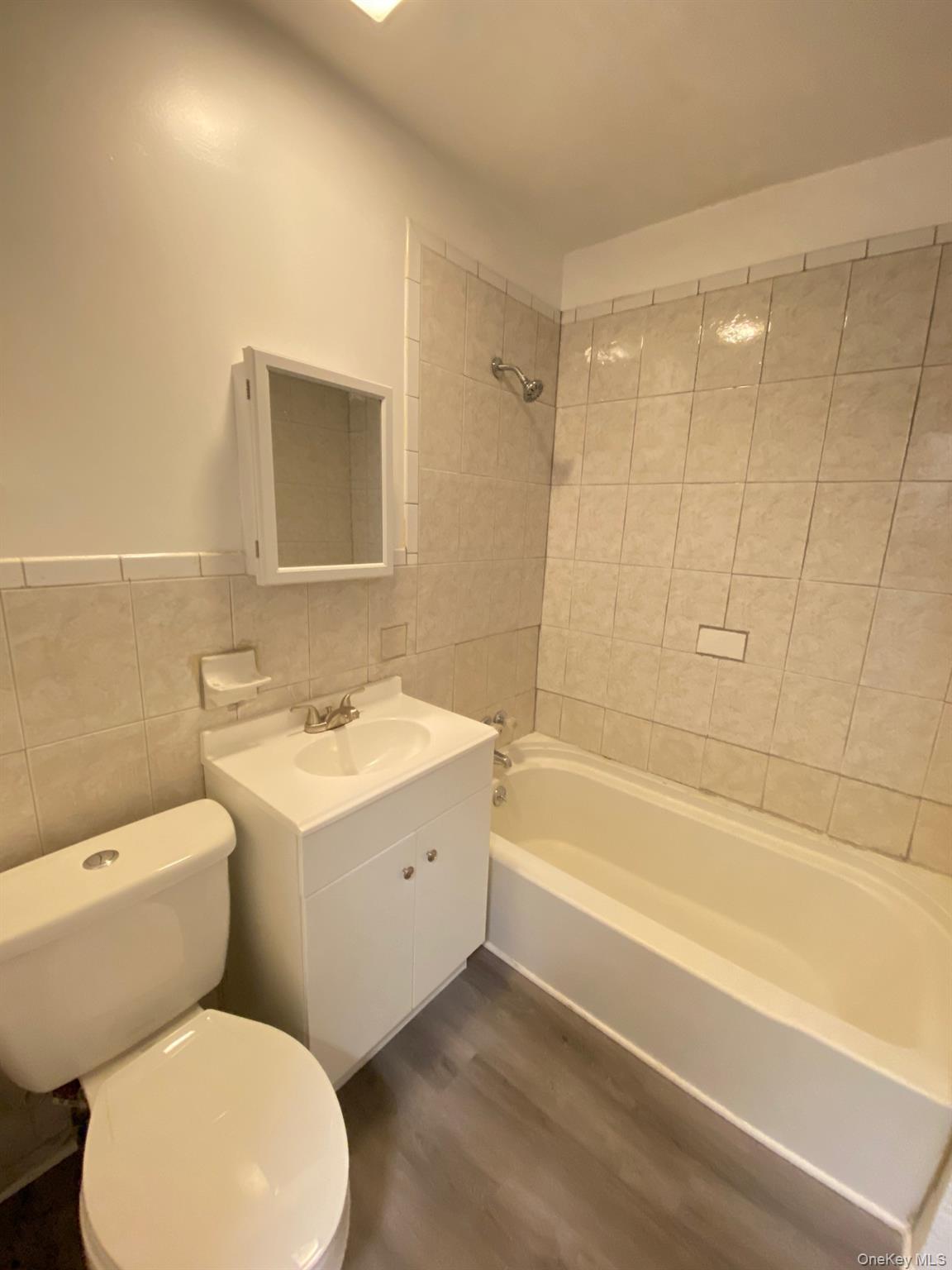 1 Catherine Street Property Photo 16