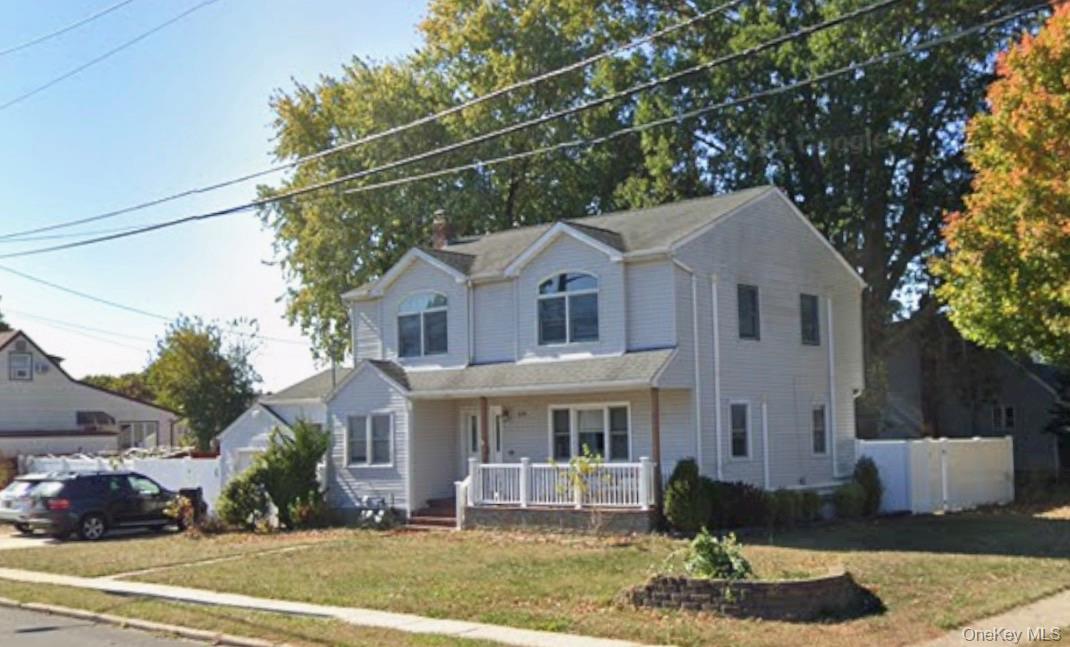 574 Rudwick Place Property Photo 1