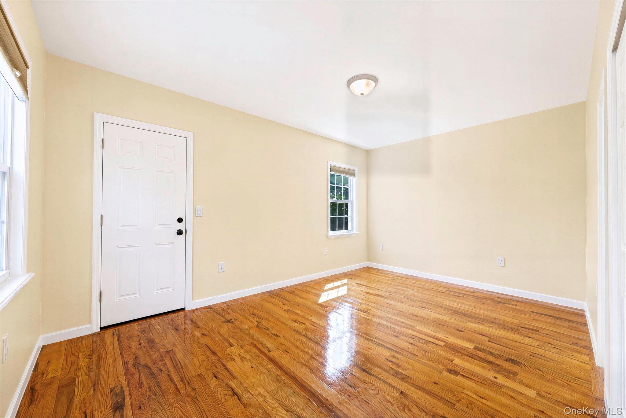 9511 92nd Street Property Photo 11