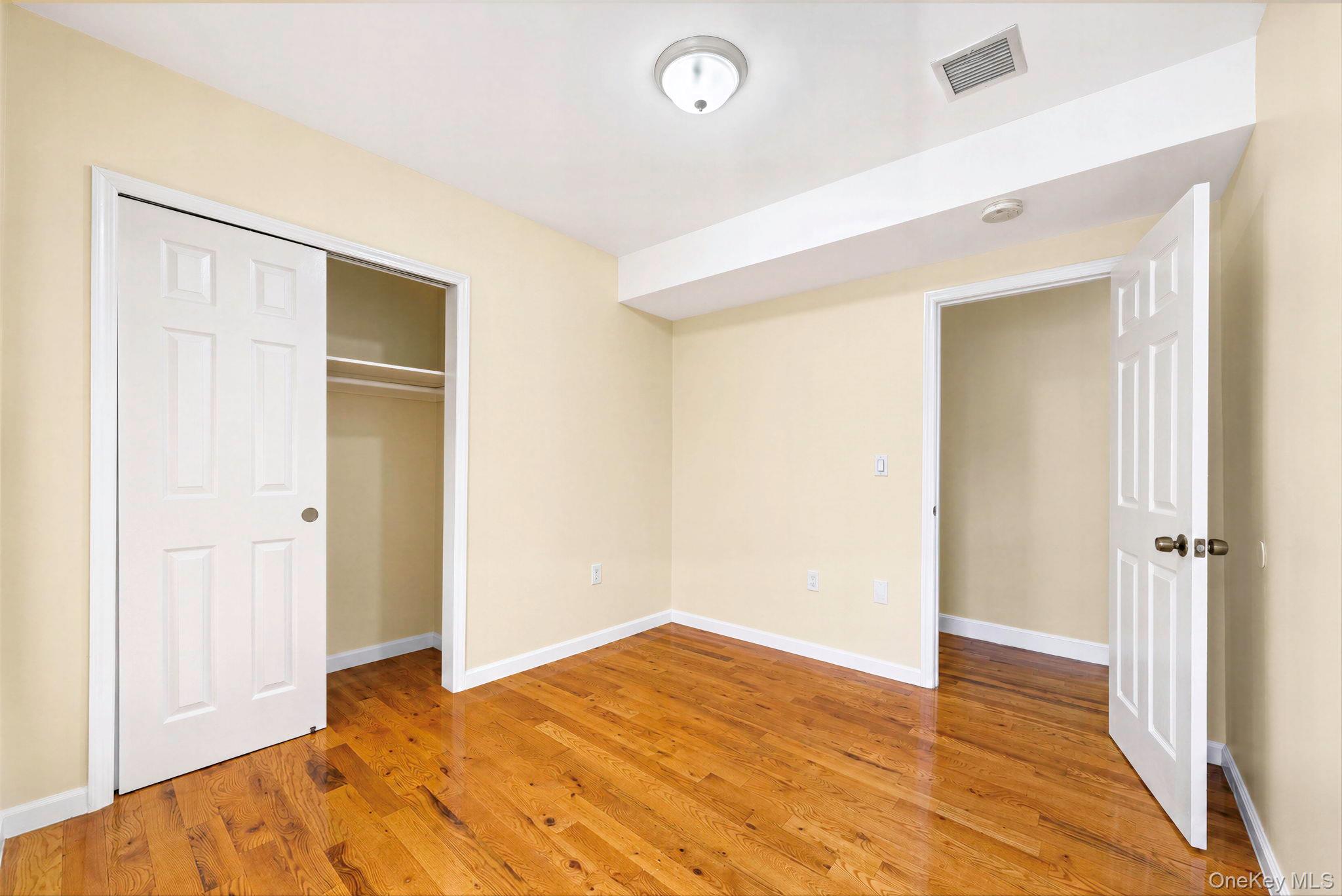 9511 92nd Street Property Photo 17