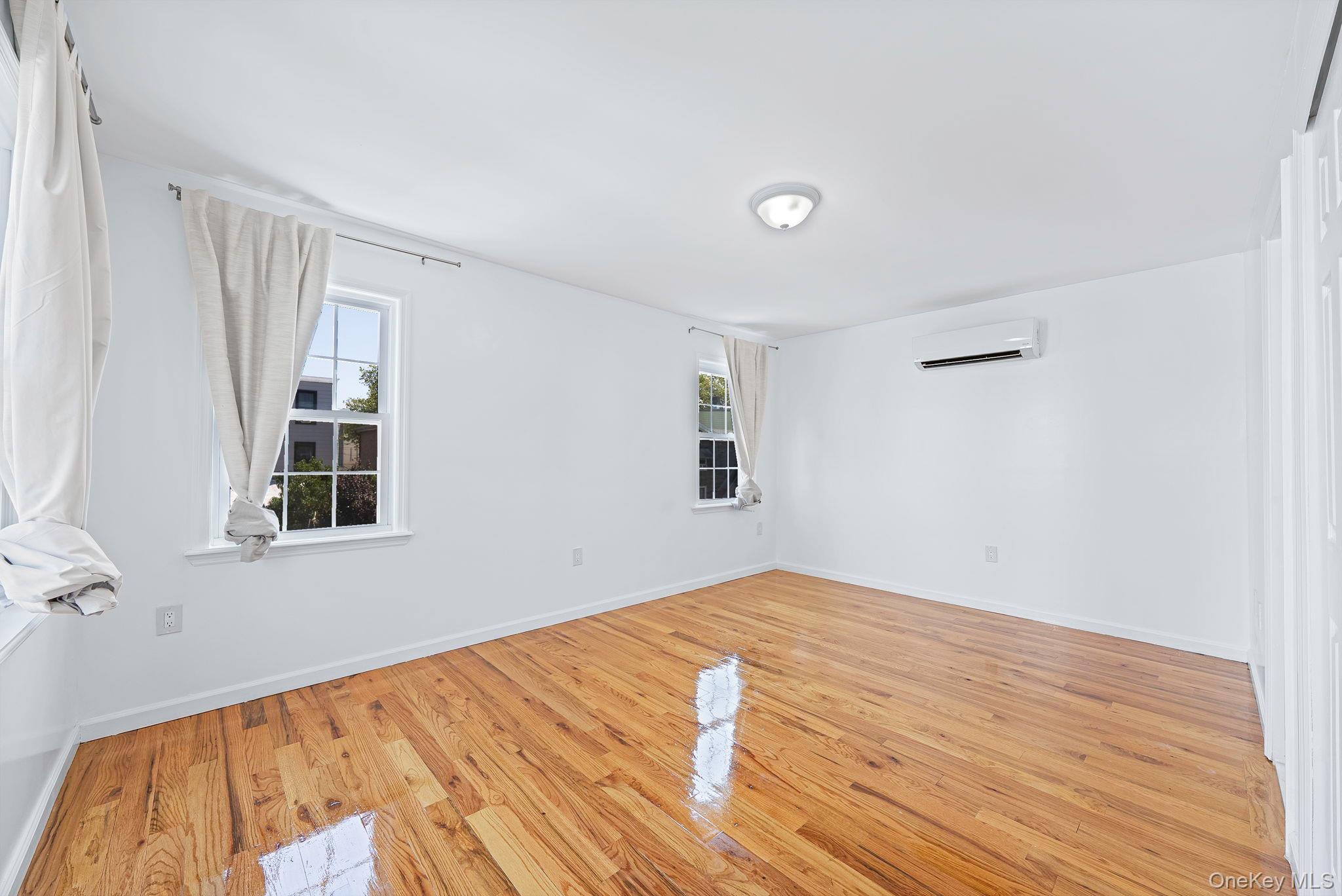 9511 92nd Street Property Photo 20