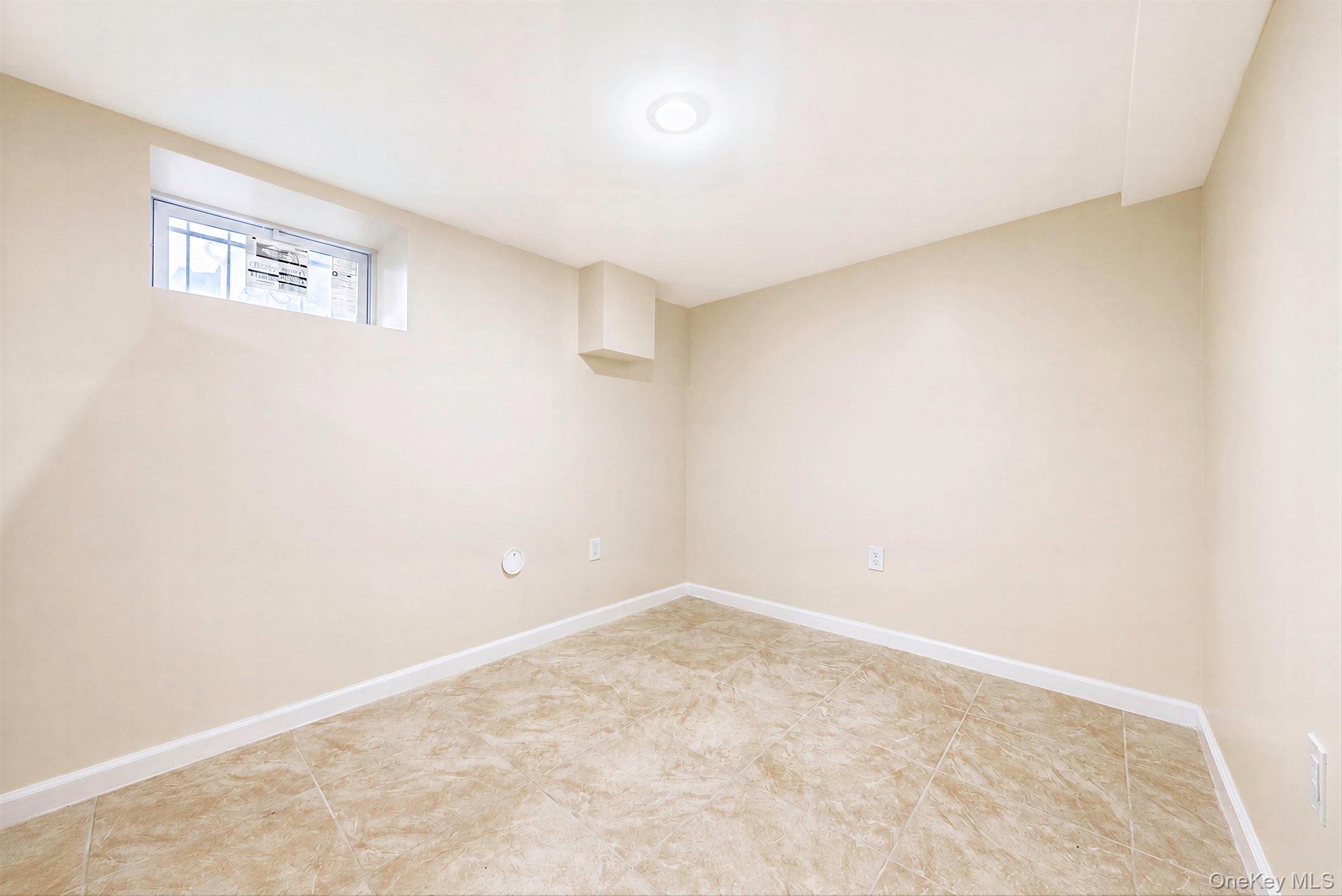 9511 92nd Street Property Photo 33