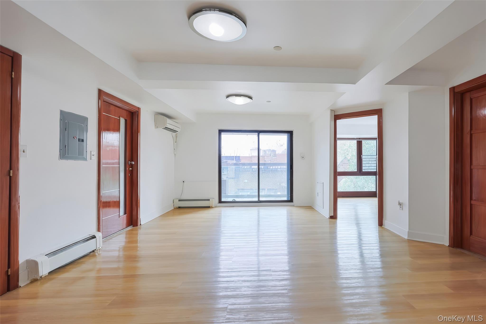 14022 Beech Avenue Property Photo 7