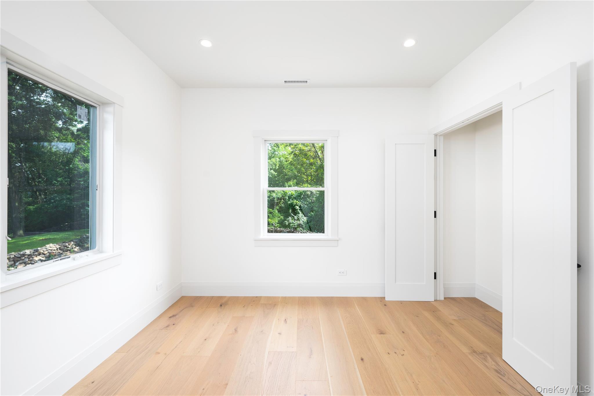 65 Dutch Street Property Photo 26