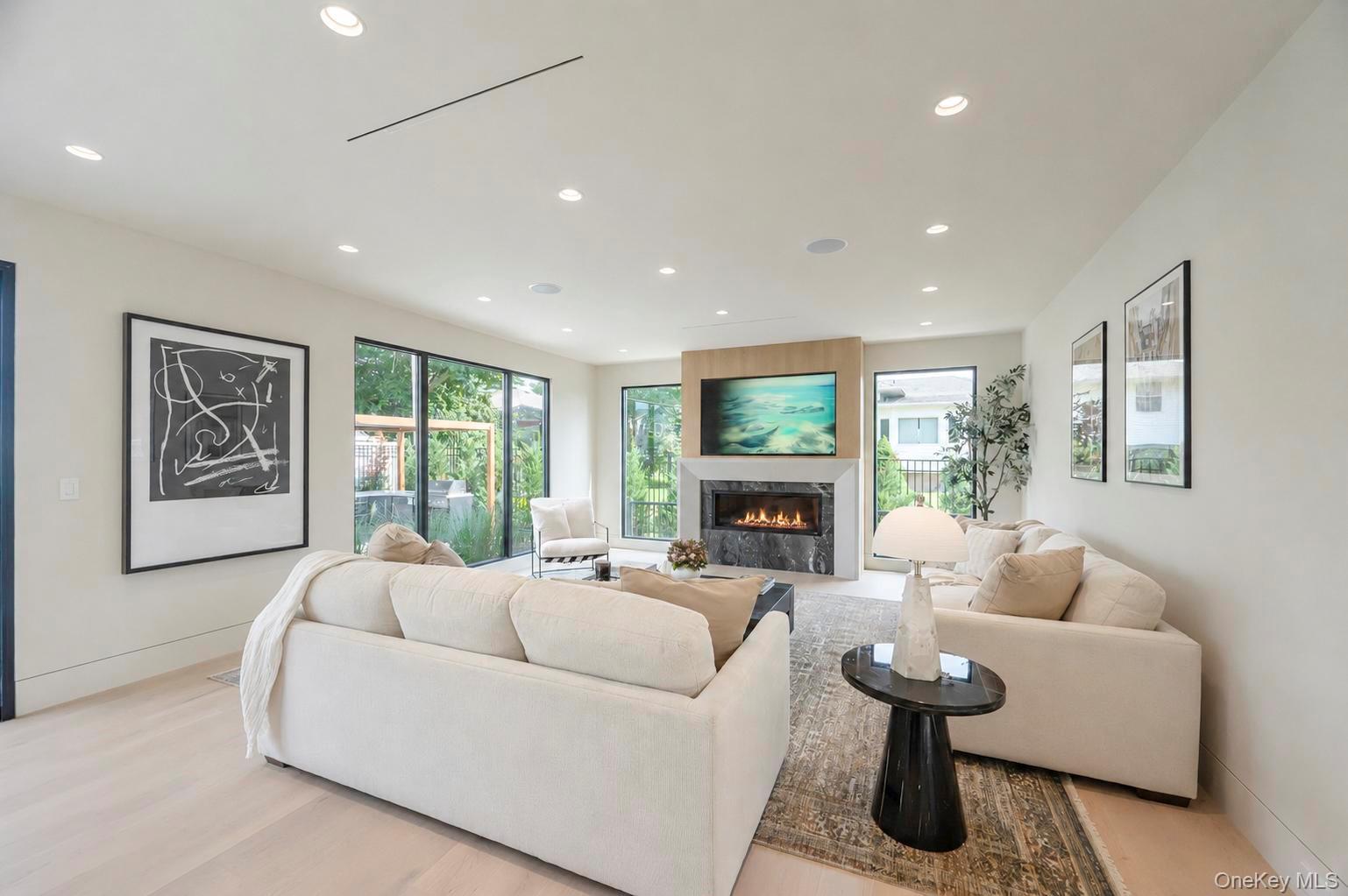 2017 Ladenburg Drive Property Photo 19