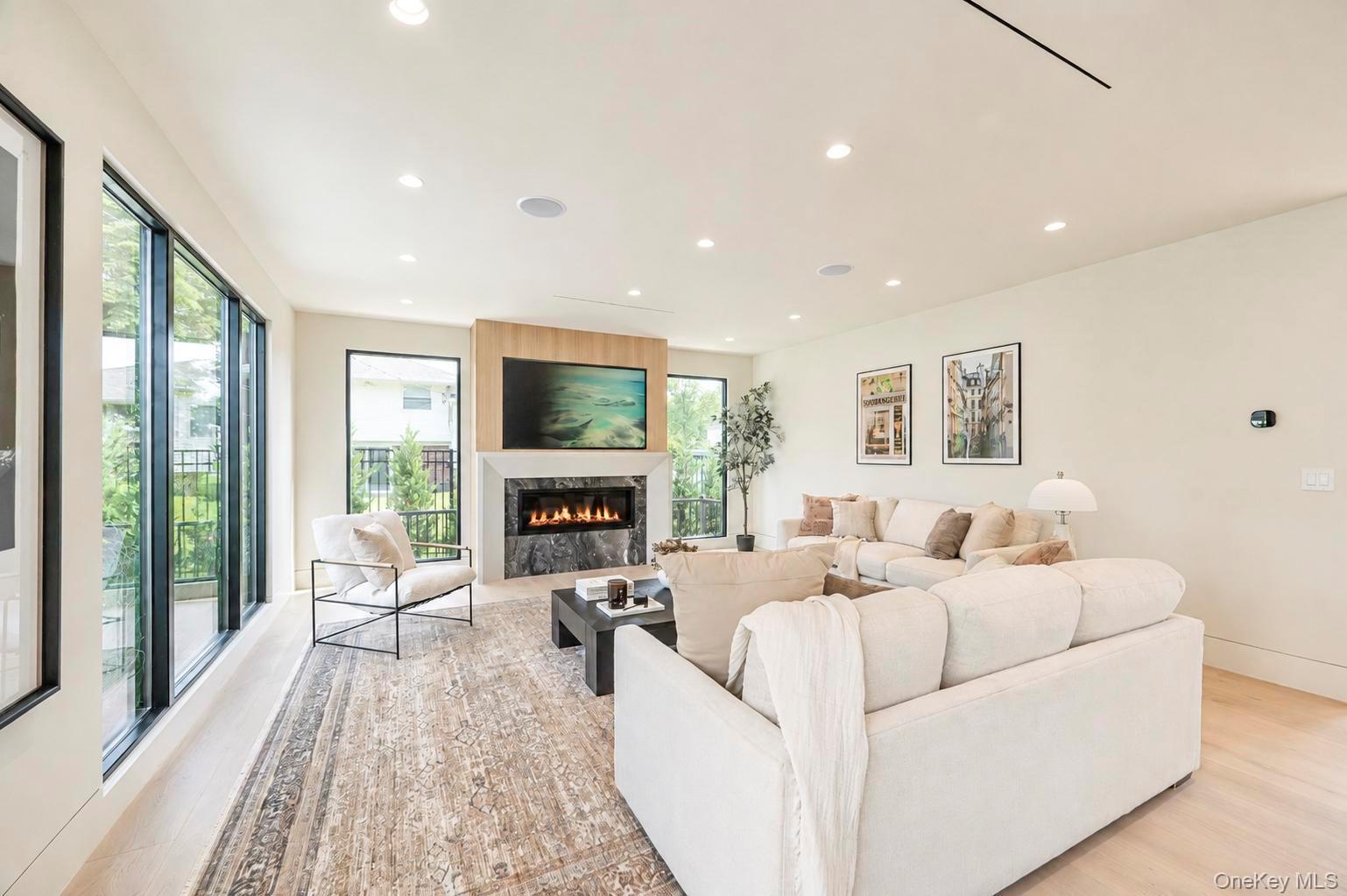 2017 Ladenburg Drive Property Photo 20