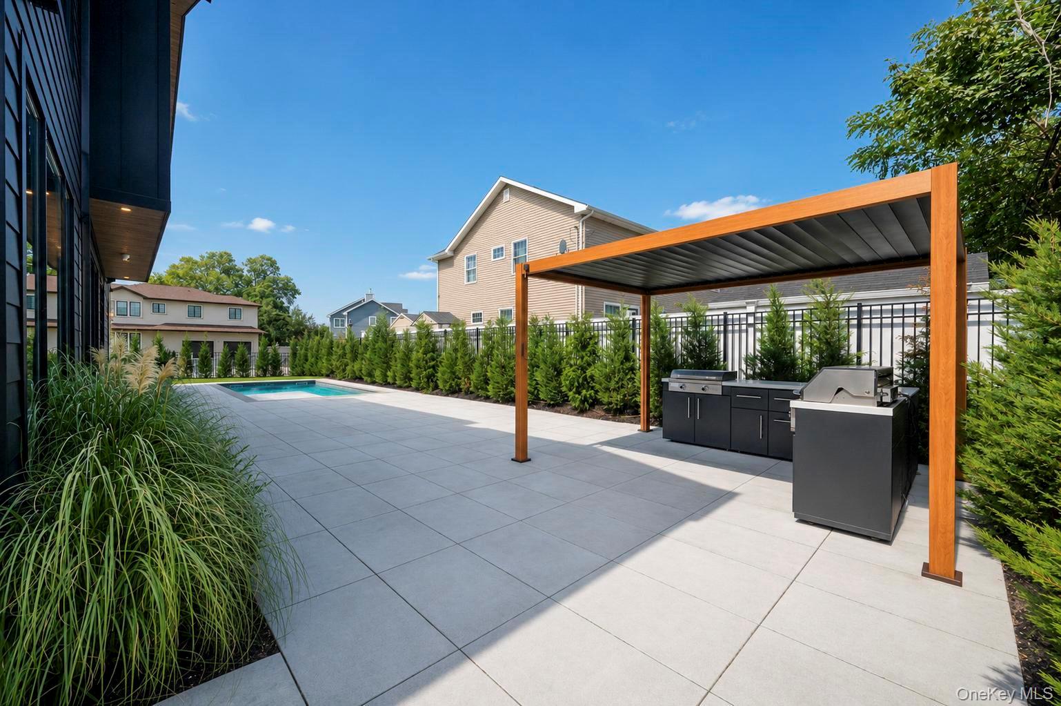 2017 Ladenburg Drive Property Photo 45
