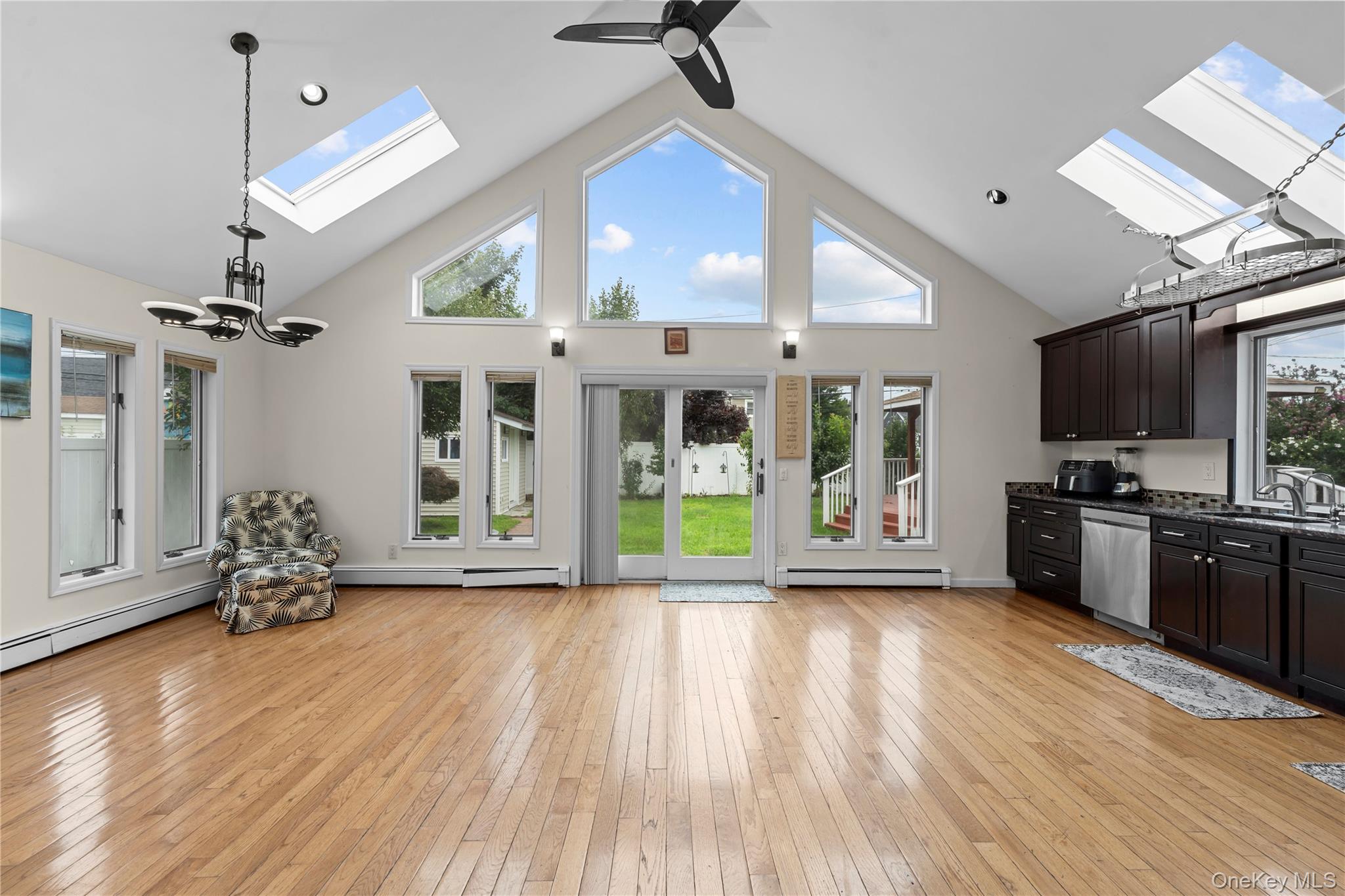 78 Pengon Circle Property Photo 6