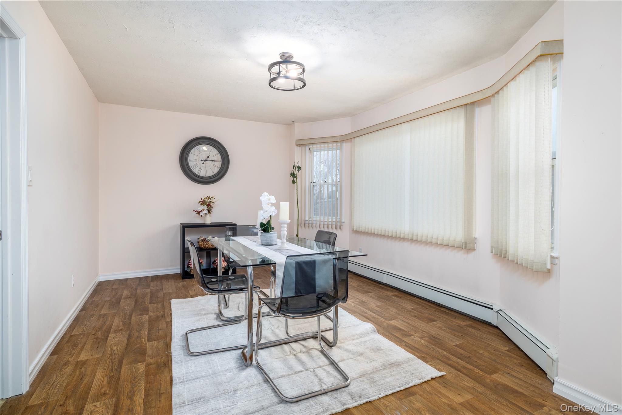 29 Donna Lane Property Photo 8