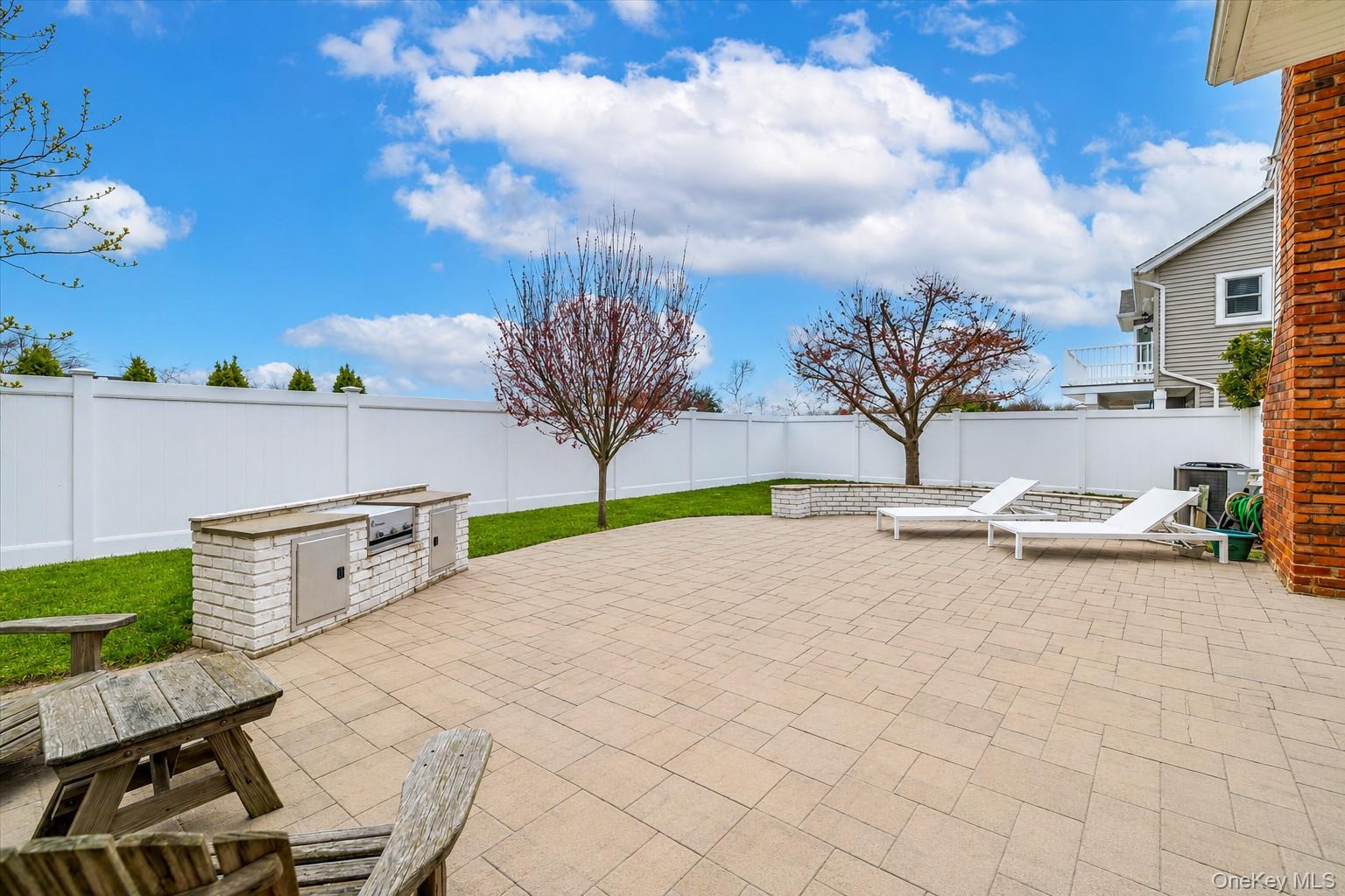 29 Donna Lane Property Photo 20