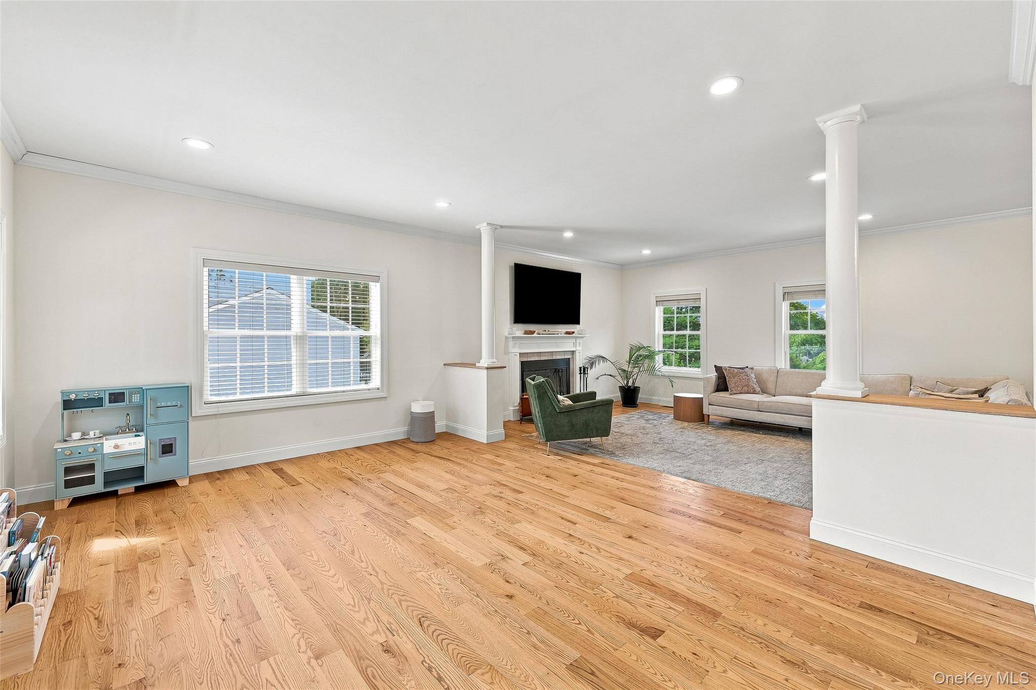 39 E Hill Road Property Photo 6