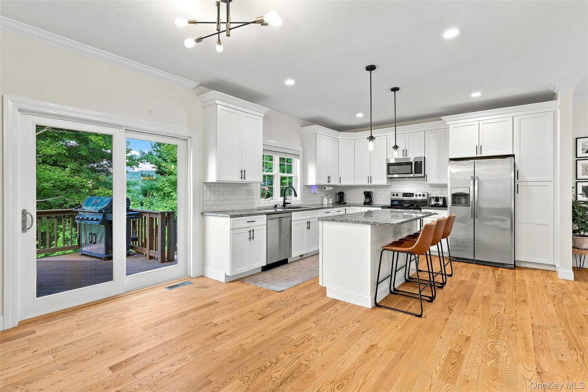 39 E Hill Road Property Photo 17