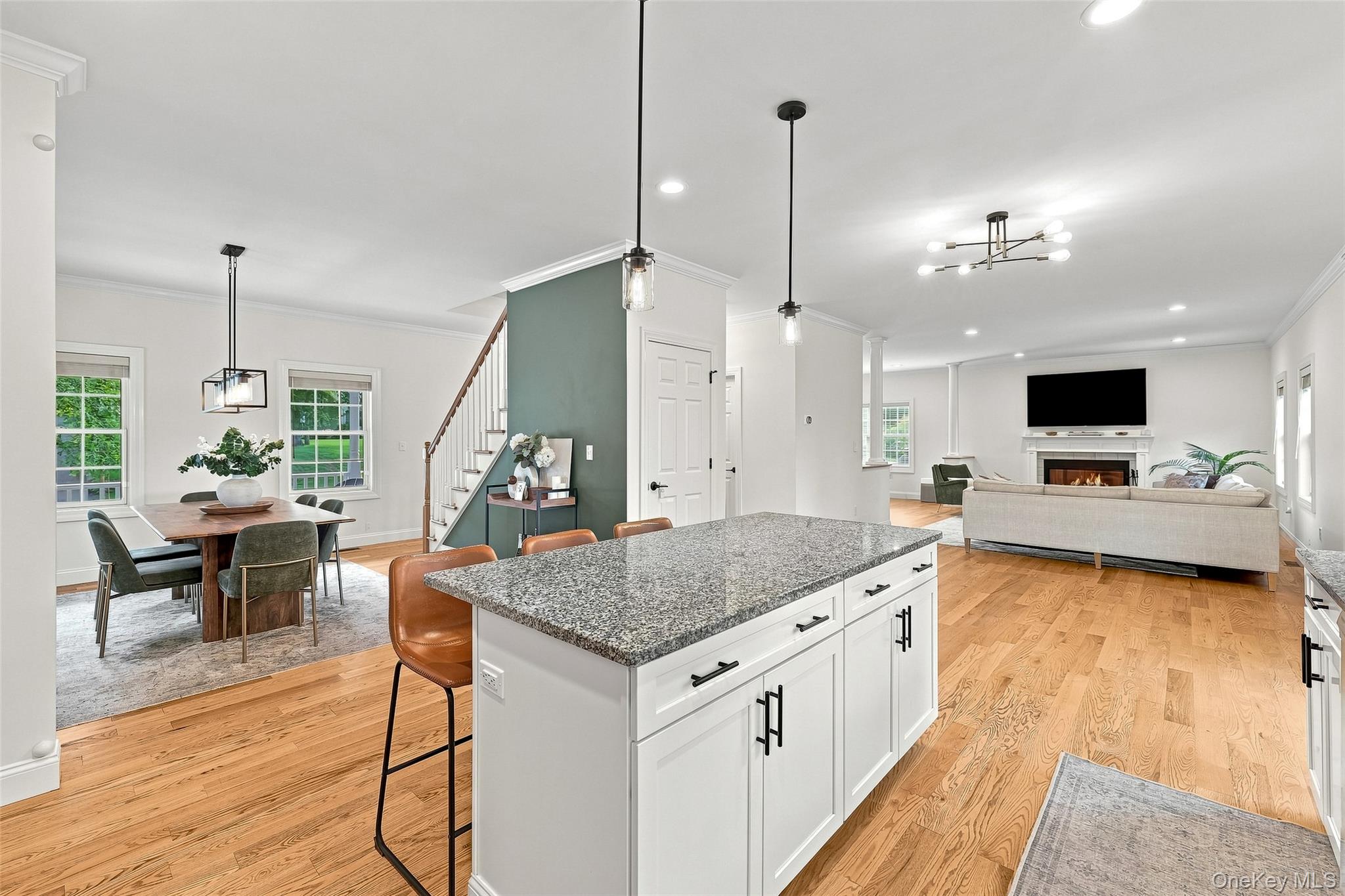39 E Hill Road Property Photo 18