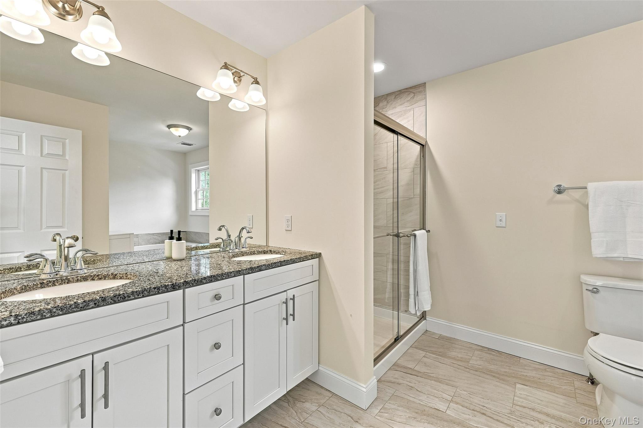 39 E Hill Road Property Photo 23