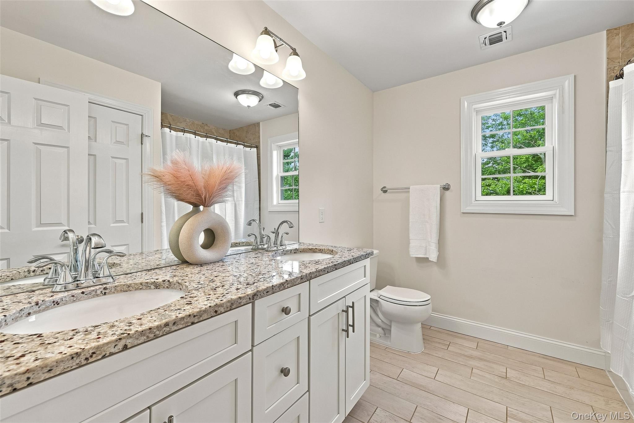 39 E Hill Road Property Photo 24