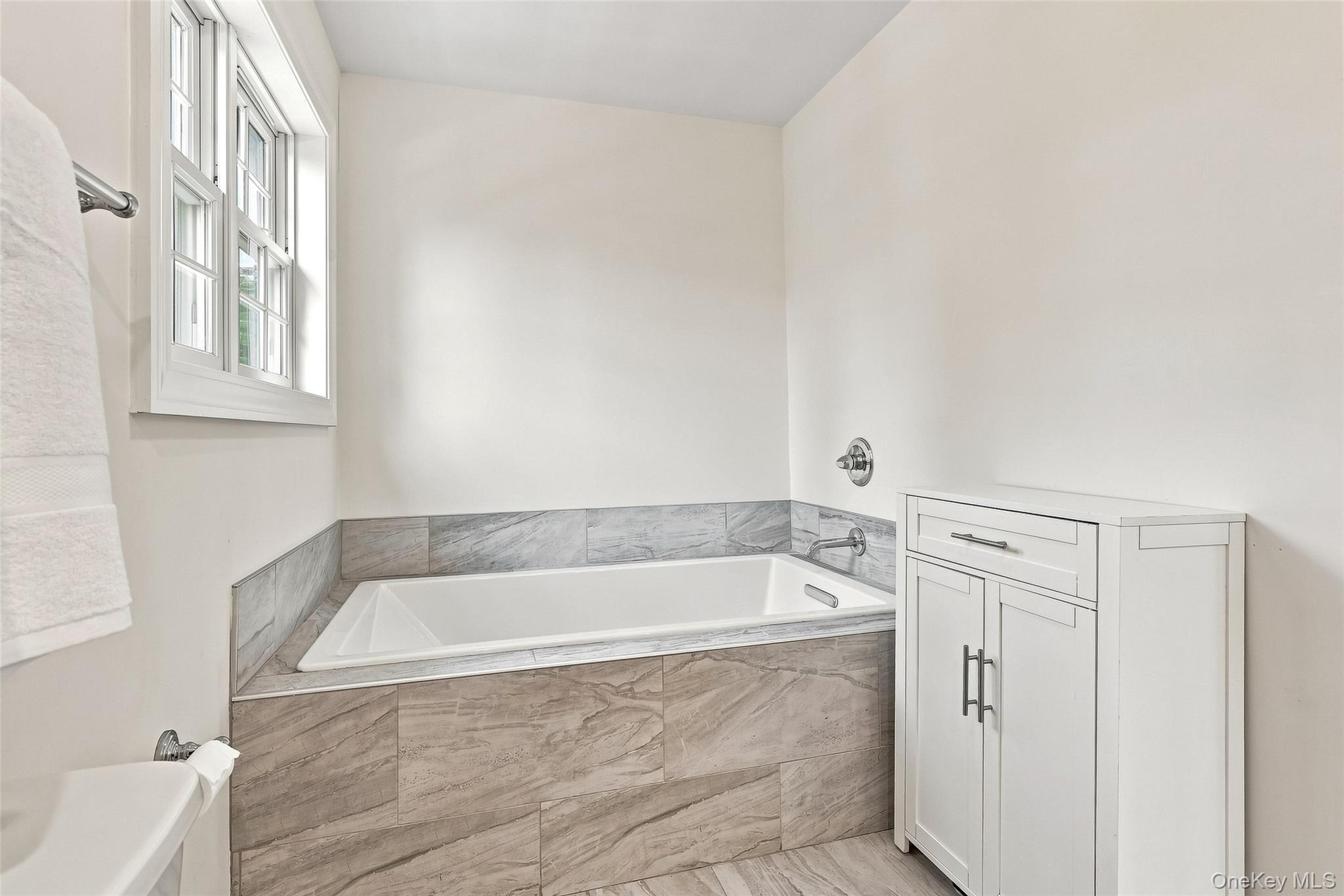 39 E Hill Road Property Photo 25