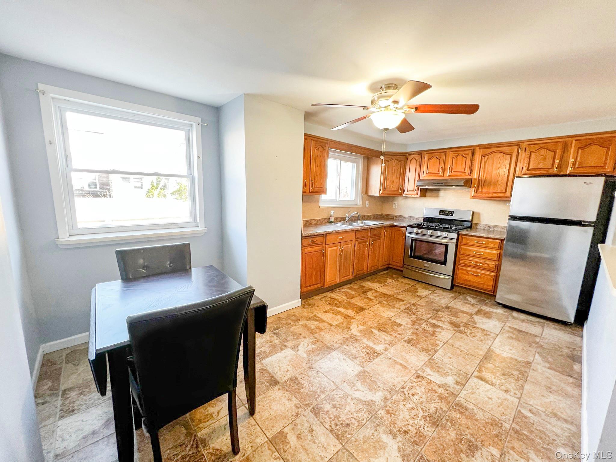 32-59 46 Street Property Photo 2