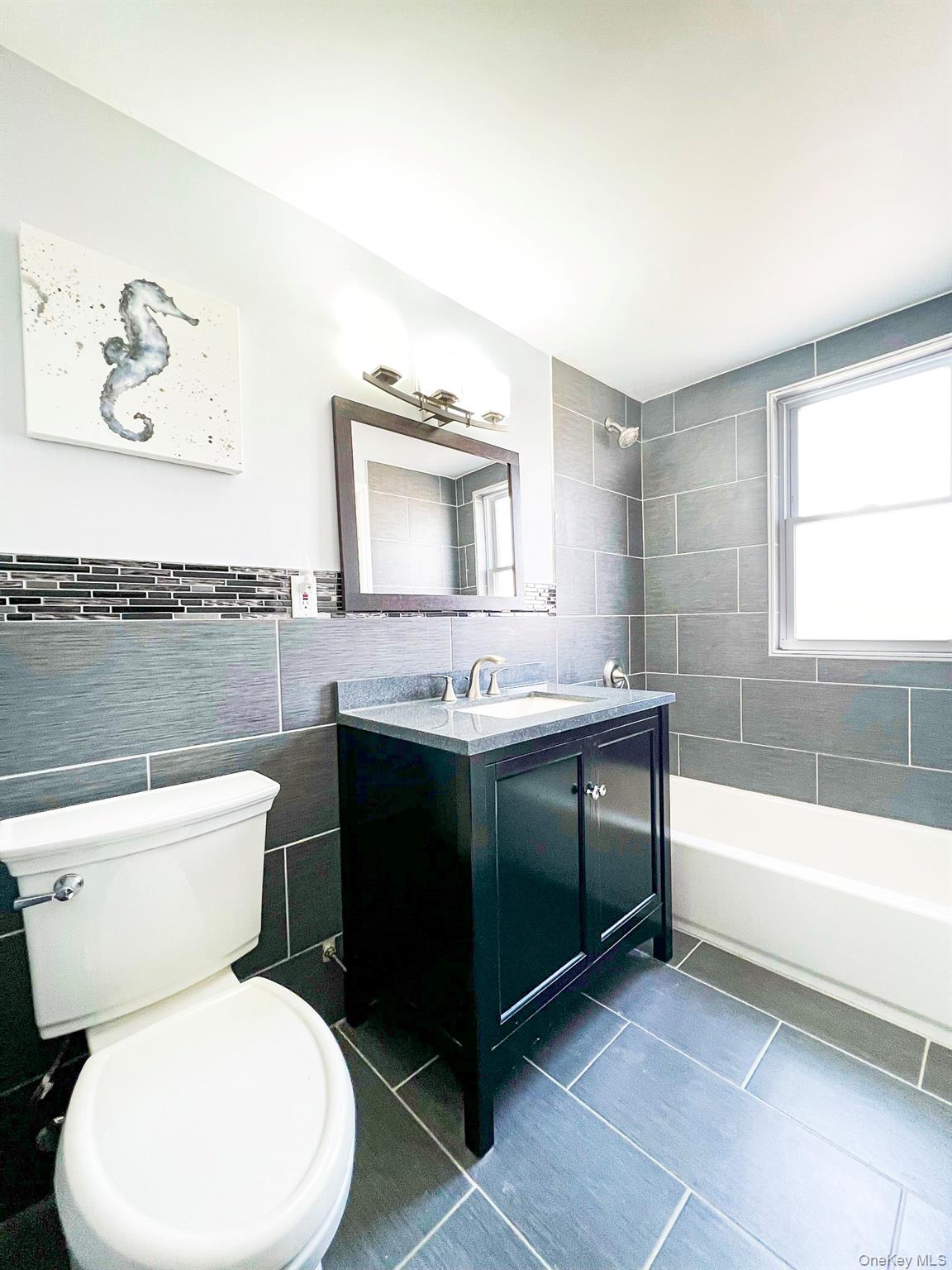 32-59 46 Street Property Photo 7