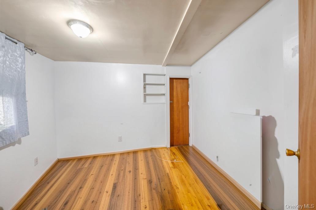 1222 E 92nd Street Property Photo 8