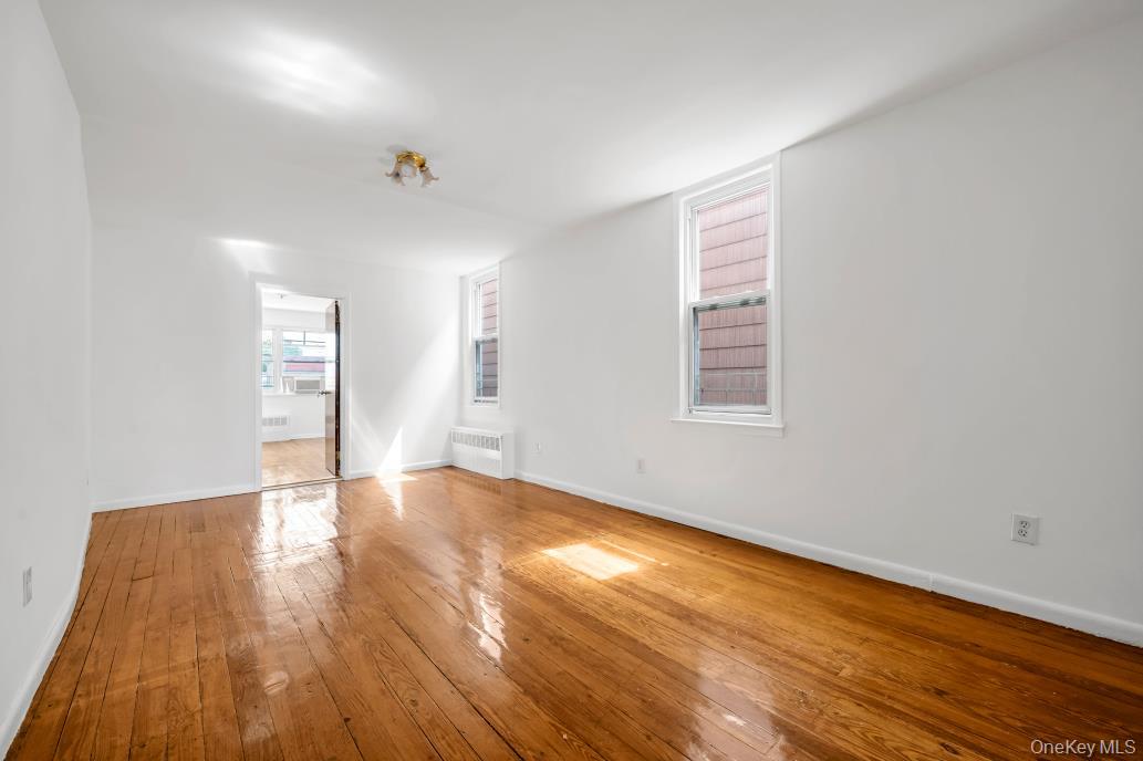 1222 E 92nd Street Property Photo 14