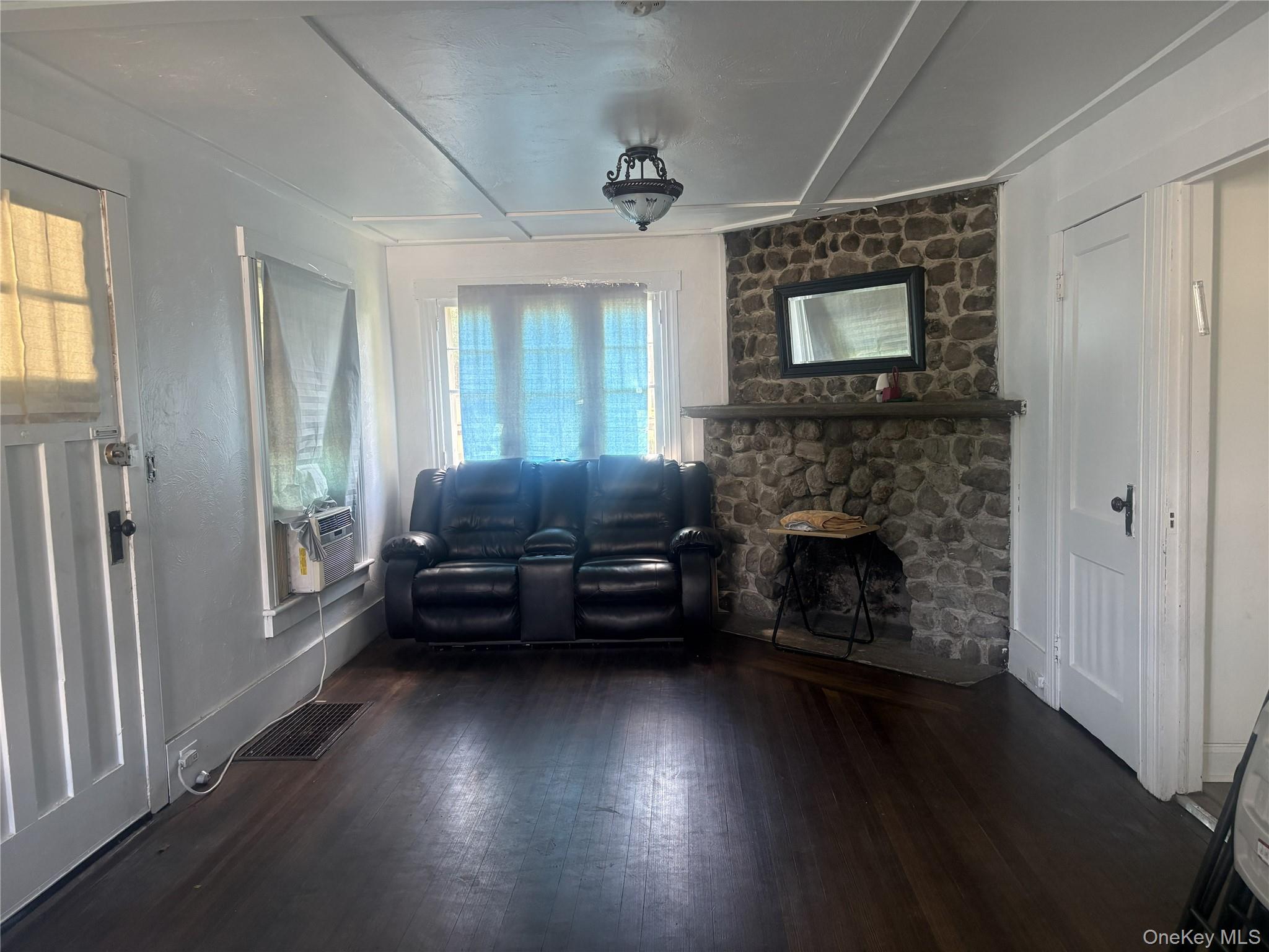 7 North Road Property Photo 8