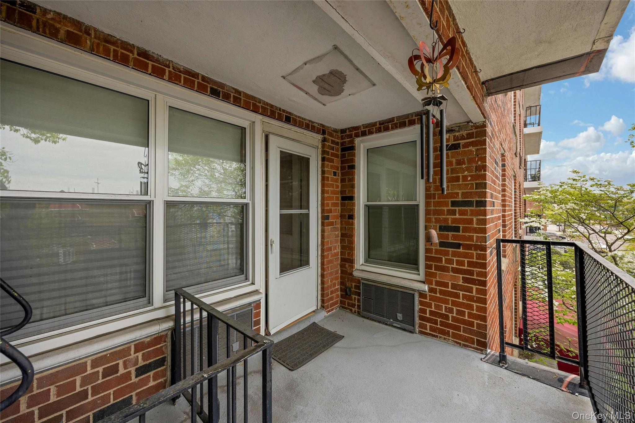 34-43 60th Street 2f Property Photo 6