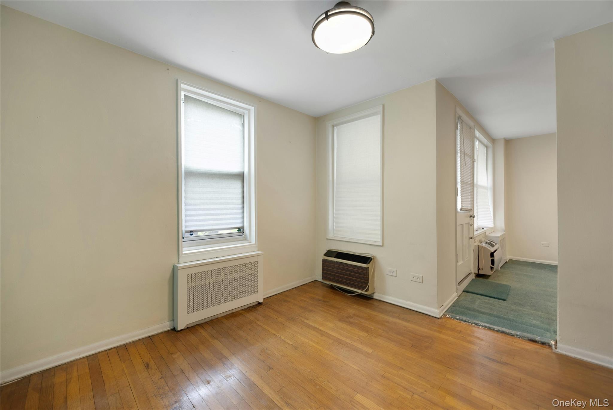 34-43 60th Street 2f Property Photo 18