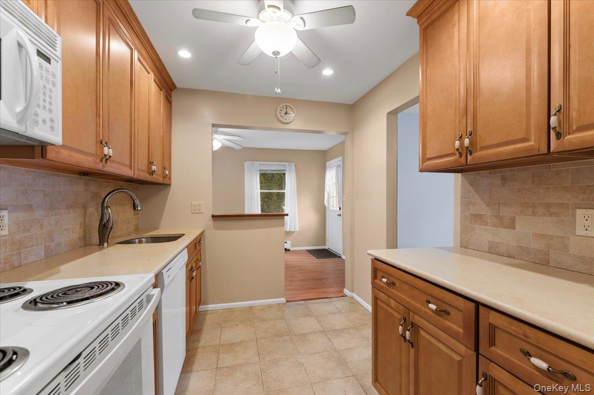 14 Po Lane Property Photo 13