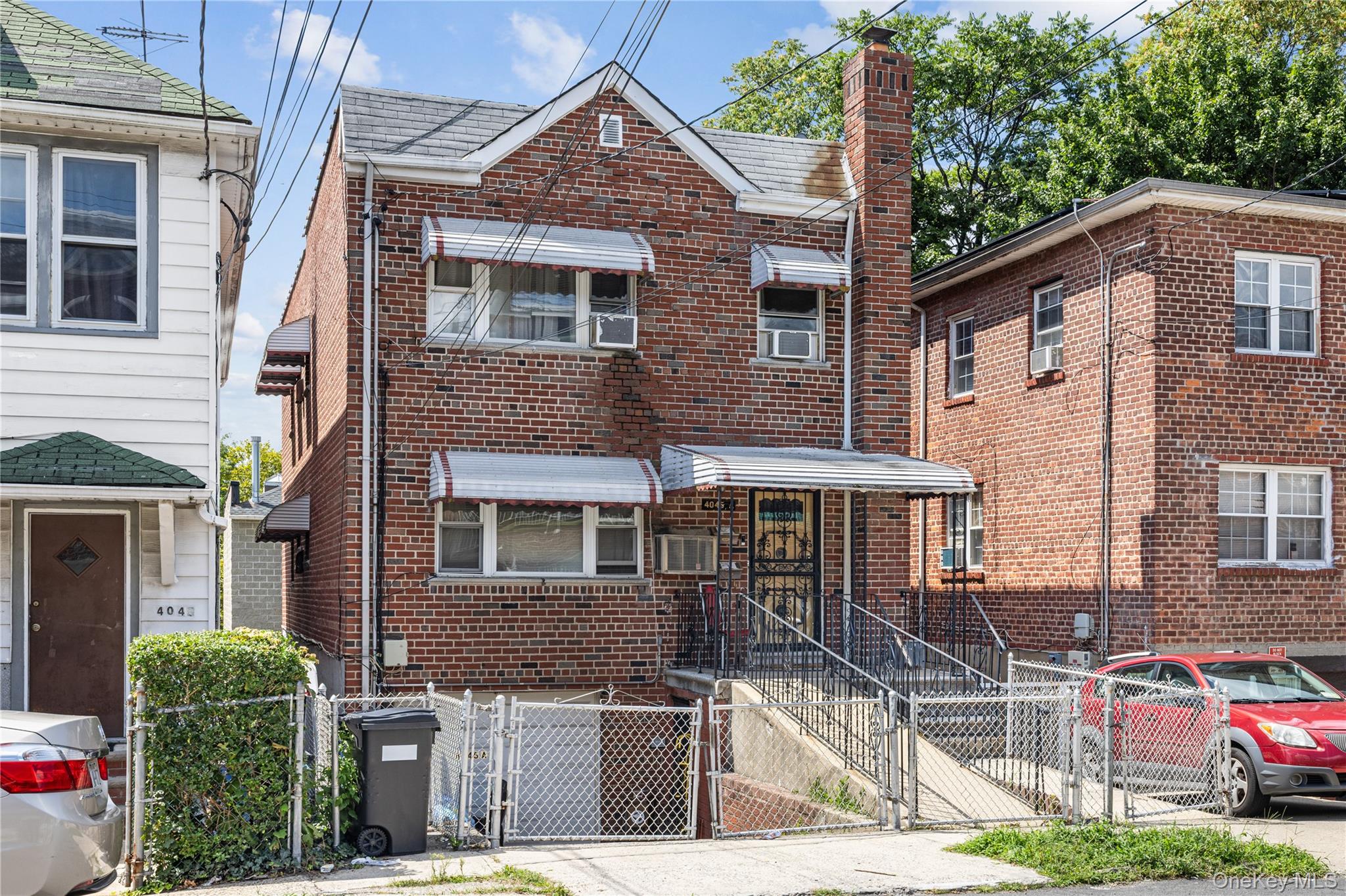 4045 A Wilder Avenue Property Photo 1