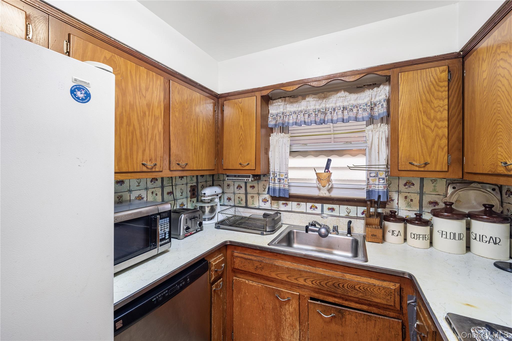 4045 A Wilder Avenue Property Photo 8