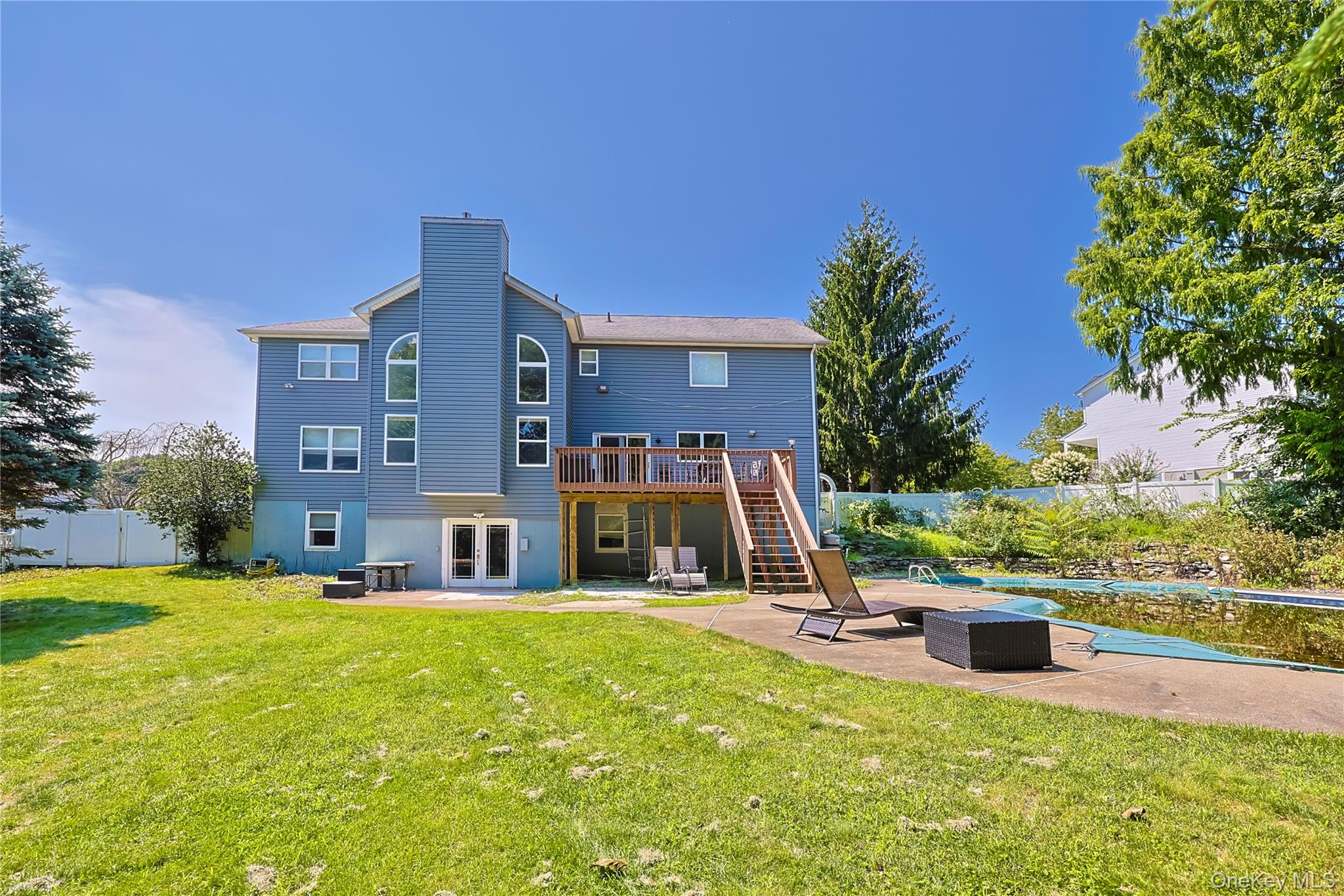 1010 Pine View Property Photo 35