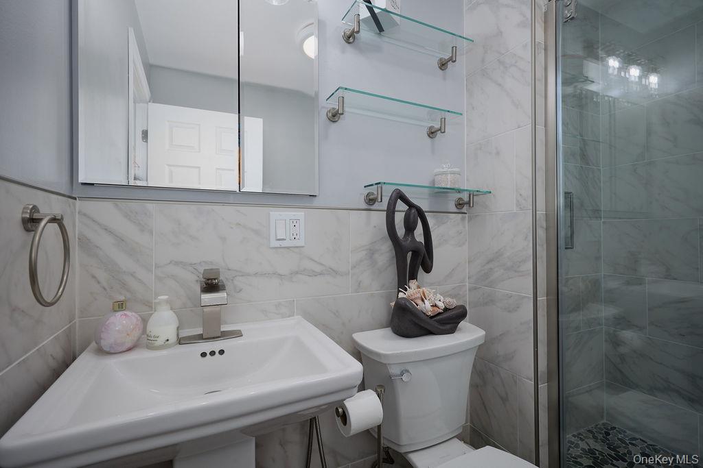 90 Walnut Road Property Photo 14