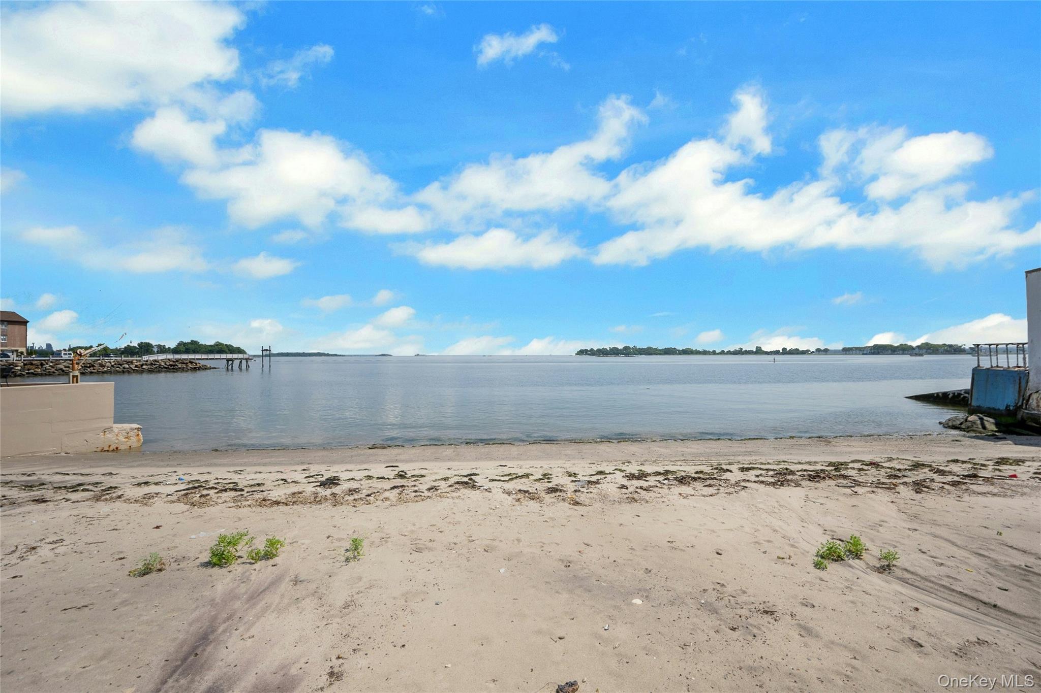1040916 Property Photo 21