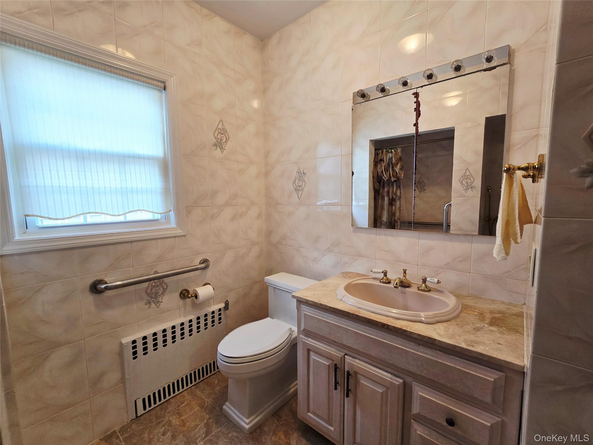 190 Bryant Avenue 1 Property Photo 6