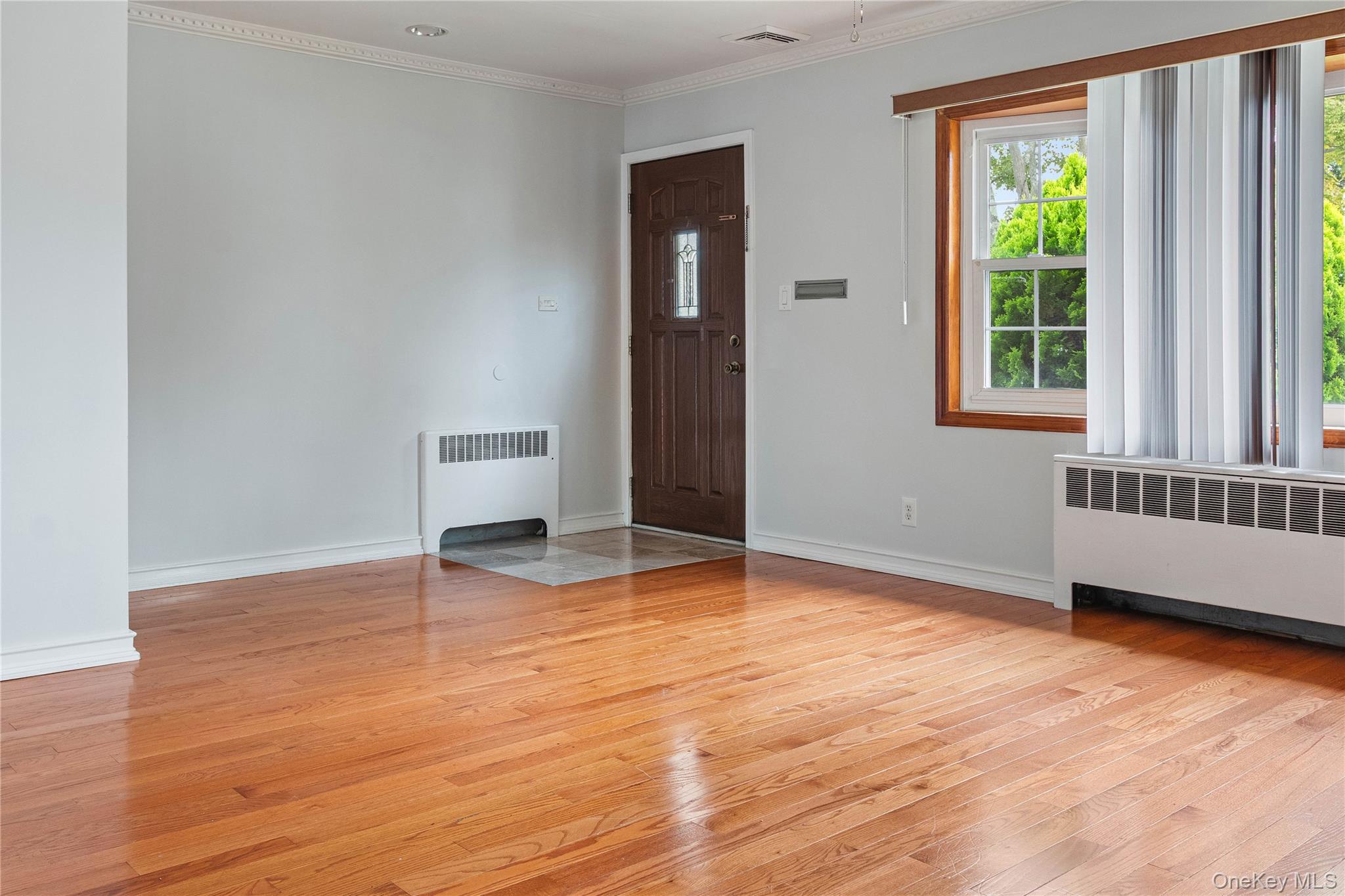 75 Linden Boulevard Property Photo 5