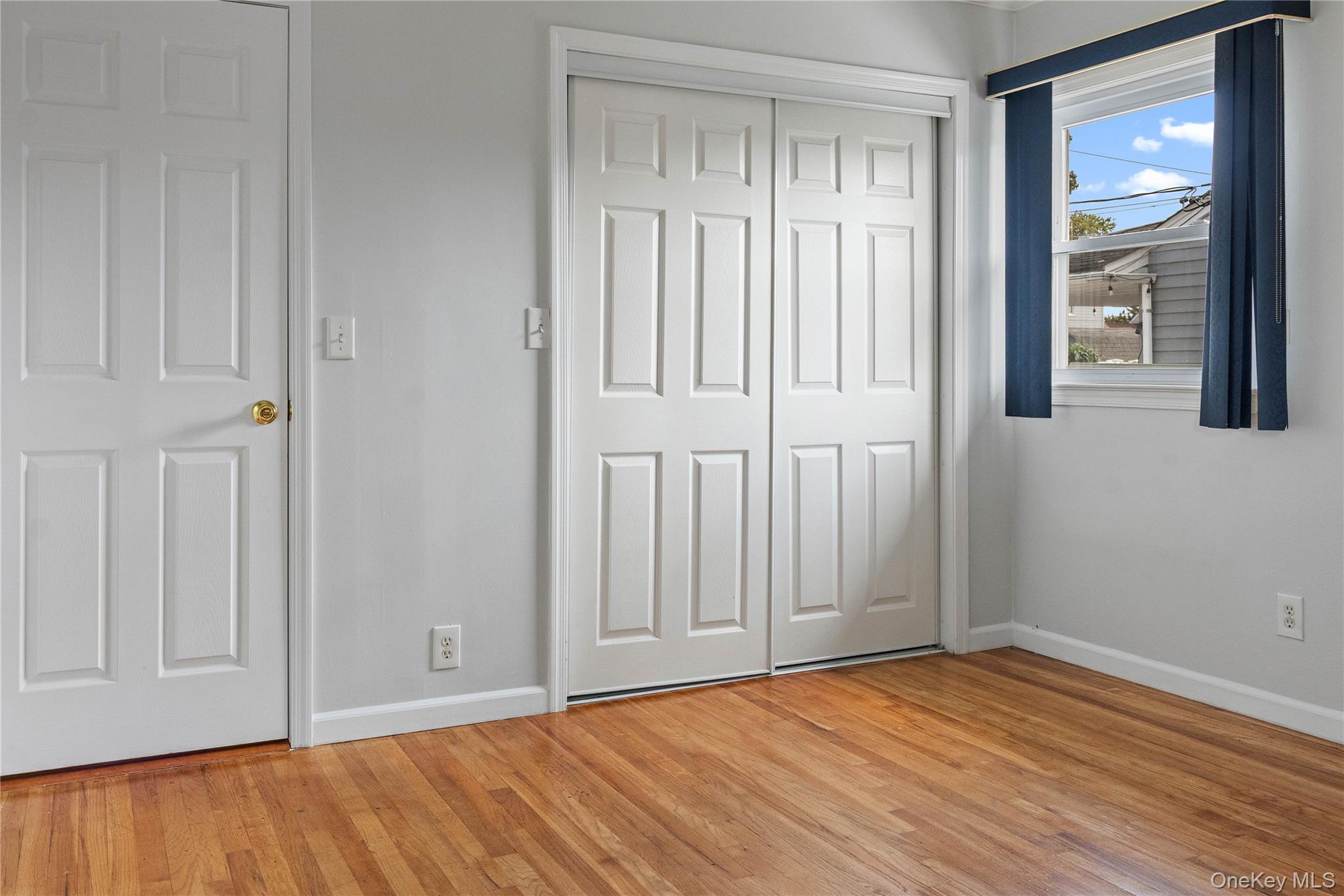 75 Linden Boulevard Property Photo 12