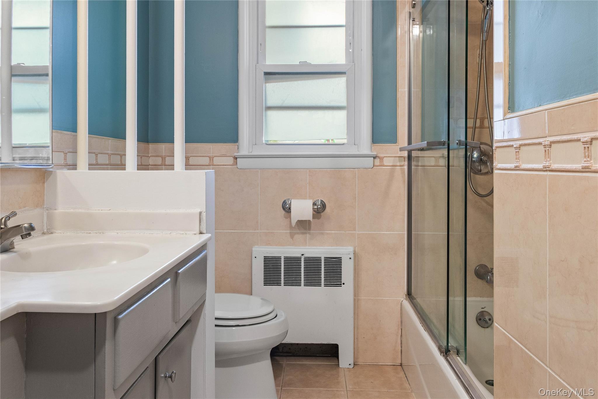 75 Linden Boulevard Property Photo 14