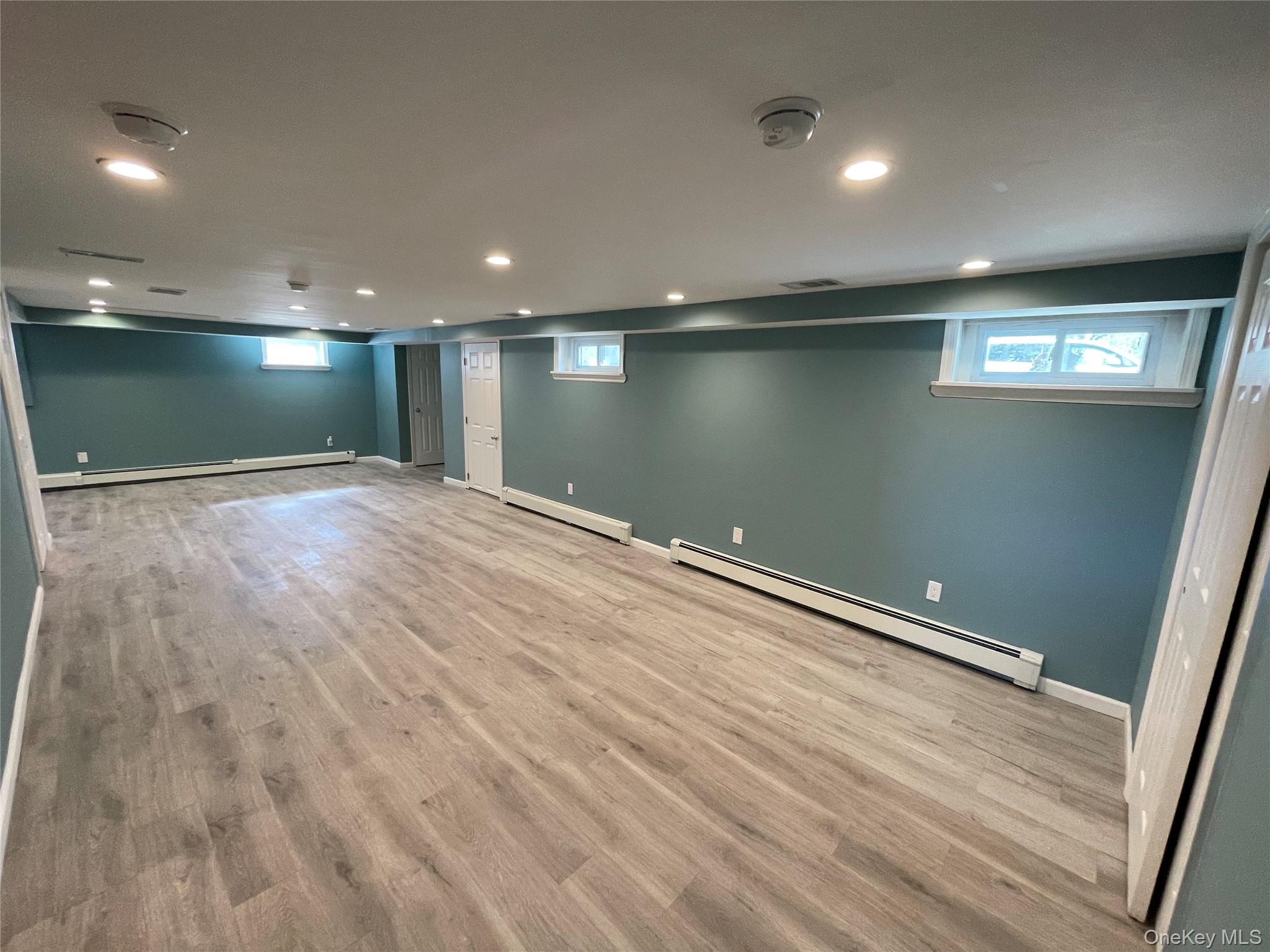 75 Linden Boulevard Property Photo 17
