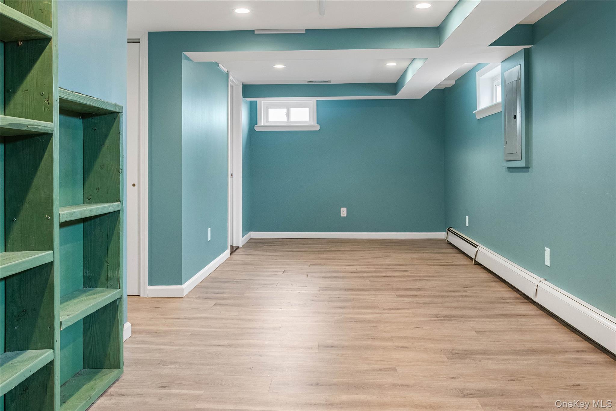 75 Linden Boulevard Property Photo 24