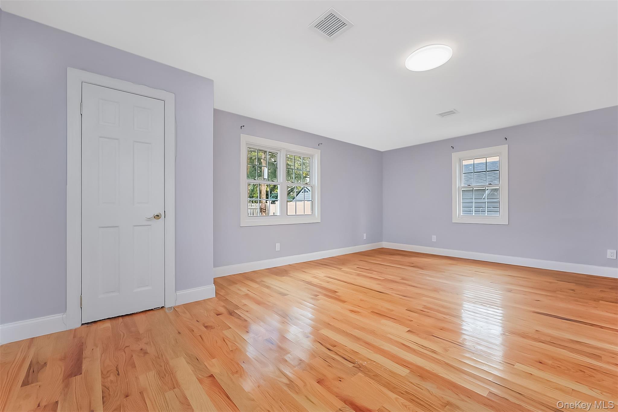 2088 Renfrew Avenue Property Photo 6