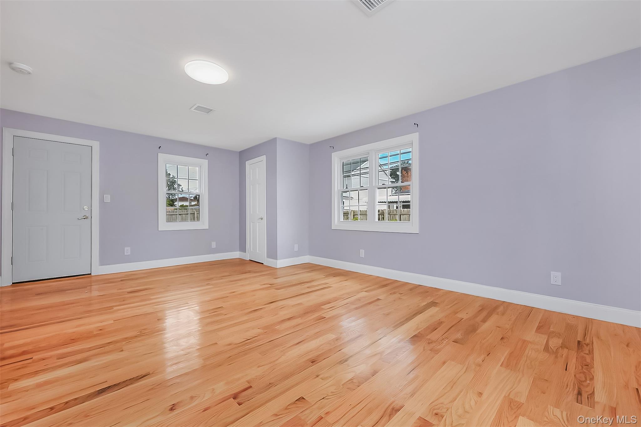 2088 Renfrew Avenue Property Photo 7