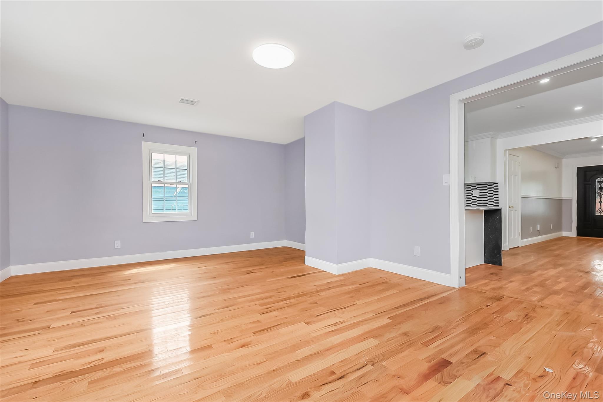 2088 Renfrew Avenue Property Photo 8
