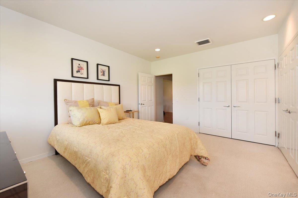 100 Harbor View Drive 117 Property Photo 14