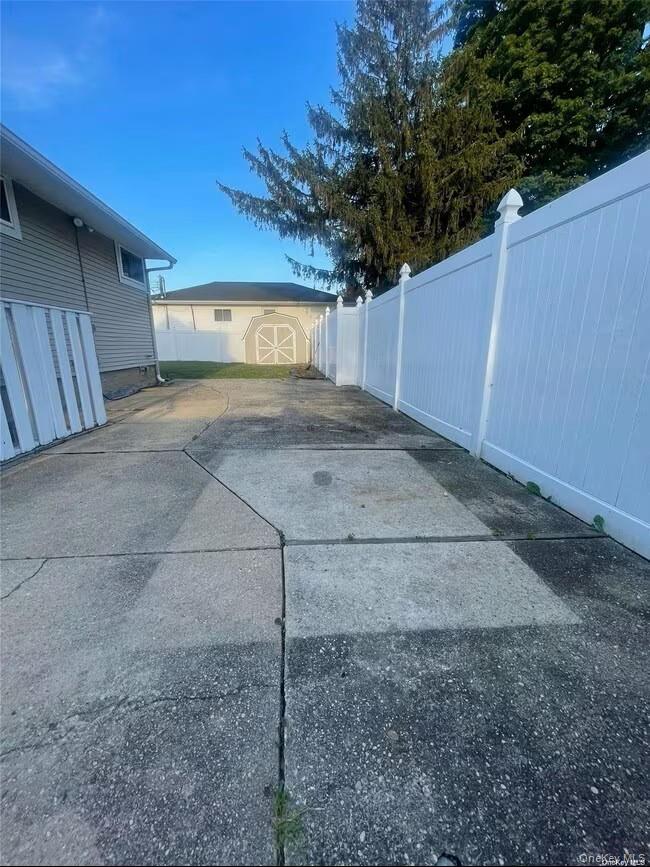 11 Ida Avenue Property Photo 15