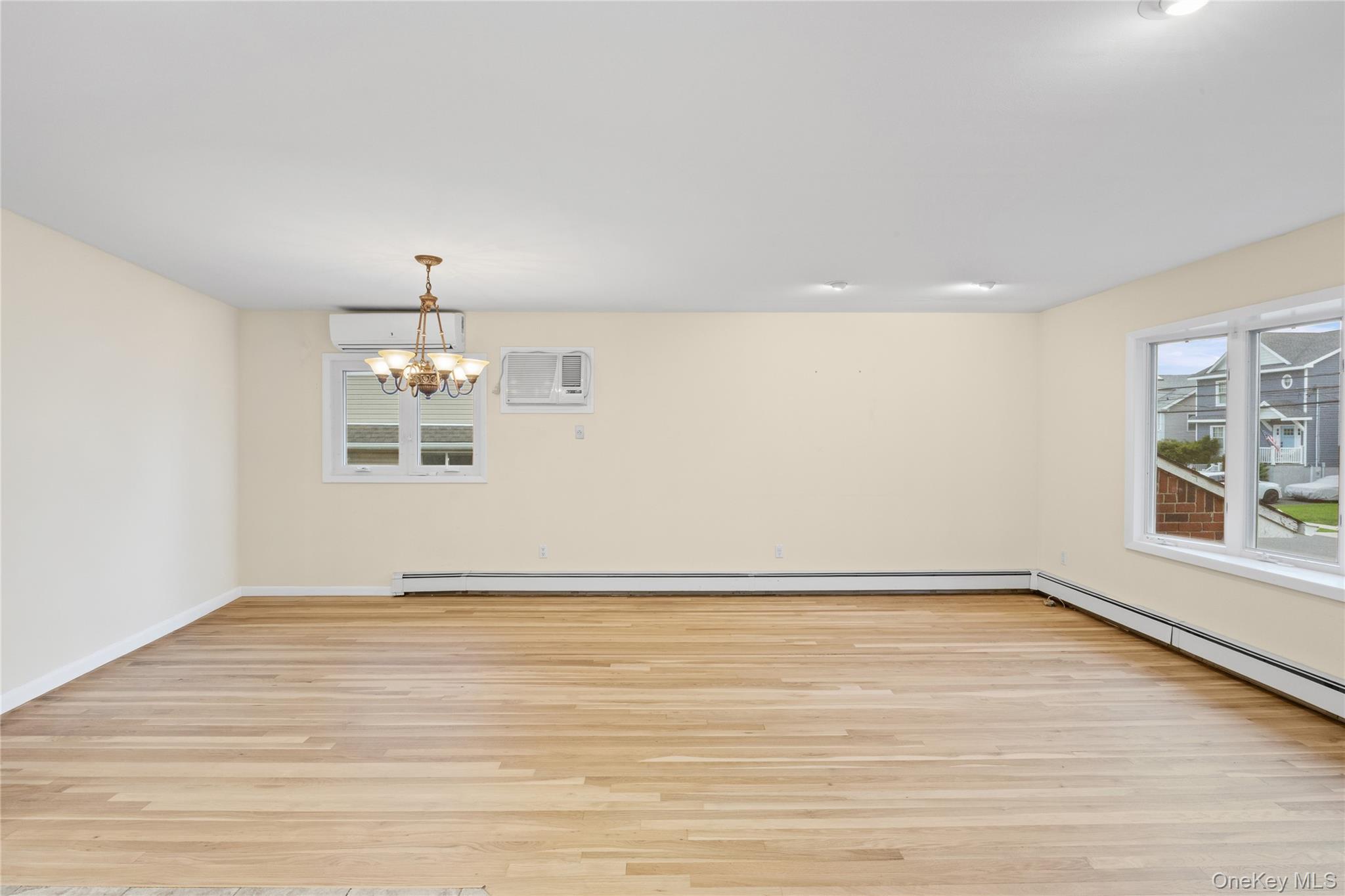 2470 Horace Court Property Photo 5